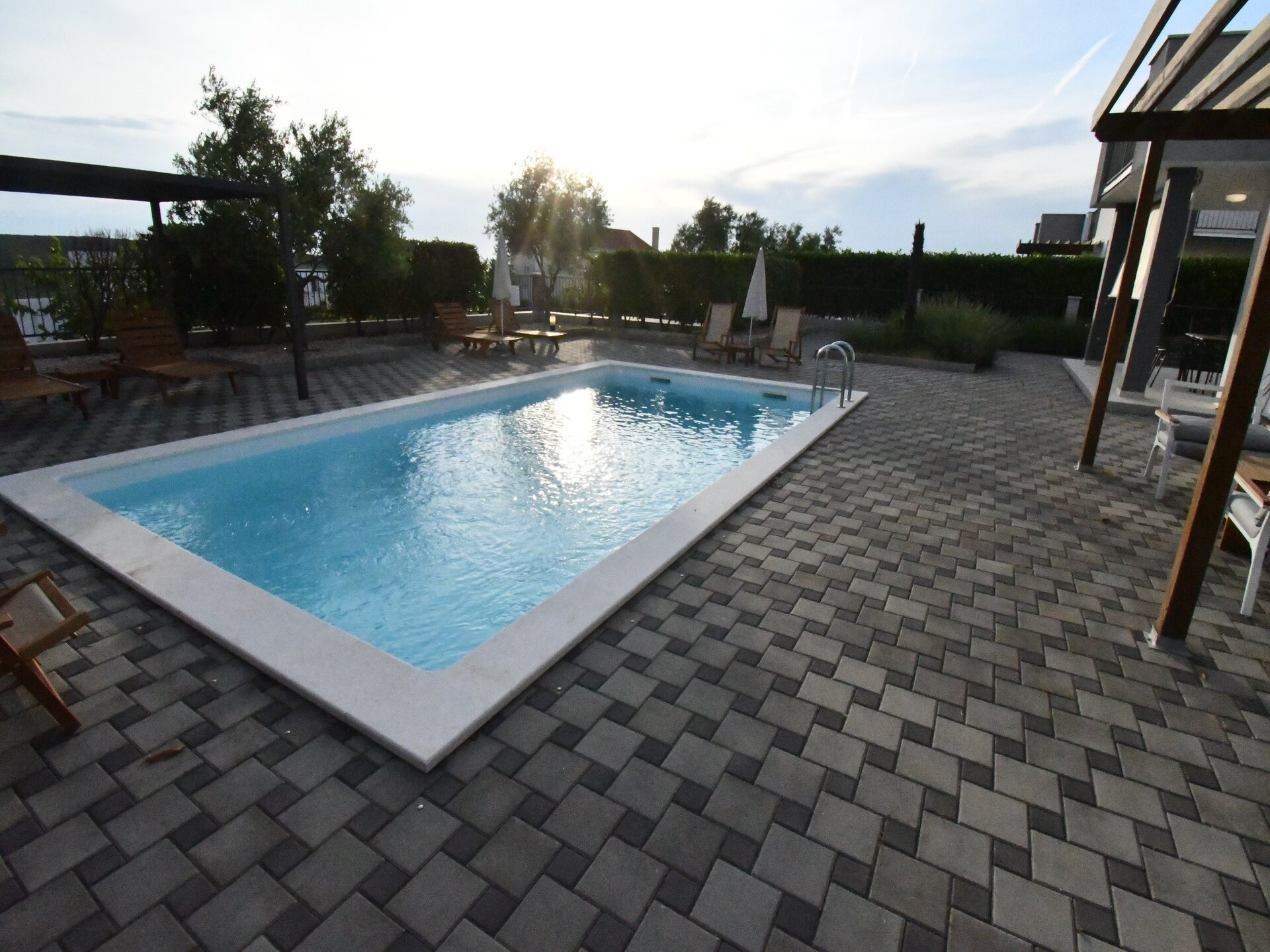 Villa met privézwembad en modern design in Debeljak - foto 75