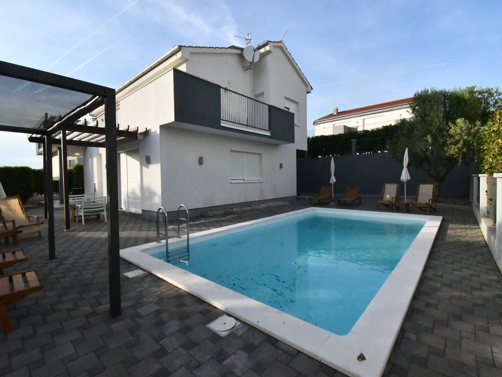 Luxe designvilla met privézwembad en zeezicht in Debeljak, Kroatië - foto 76