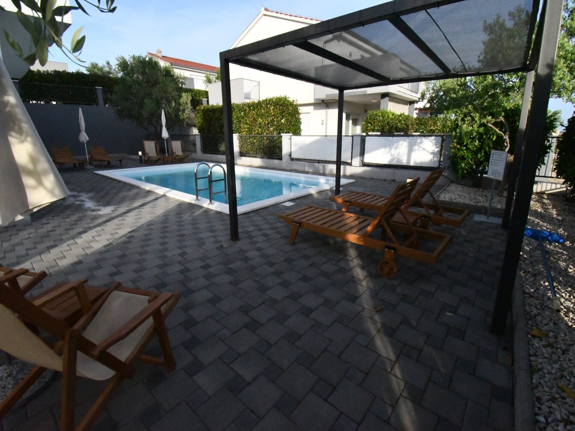 Luxe designvilla met privézwembad en zeezicht in Debeljak, Kroatië - foto 75