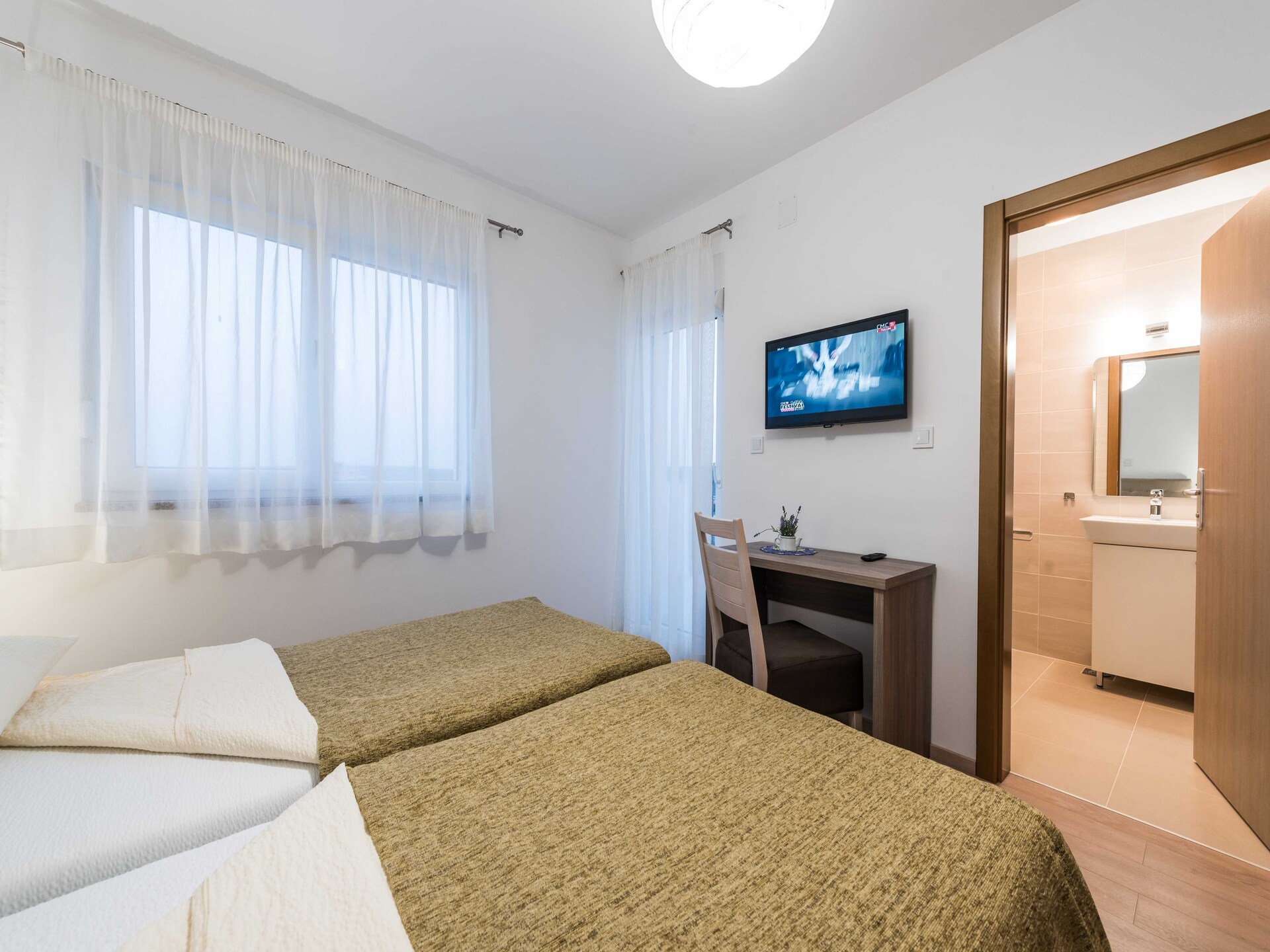 8-persoons luxe villa met privézwembad in Debeljak · 8 pers. - foto 25