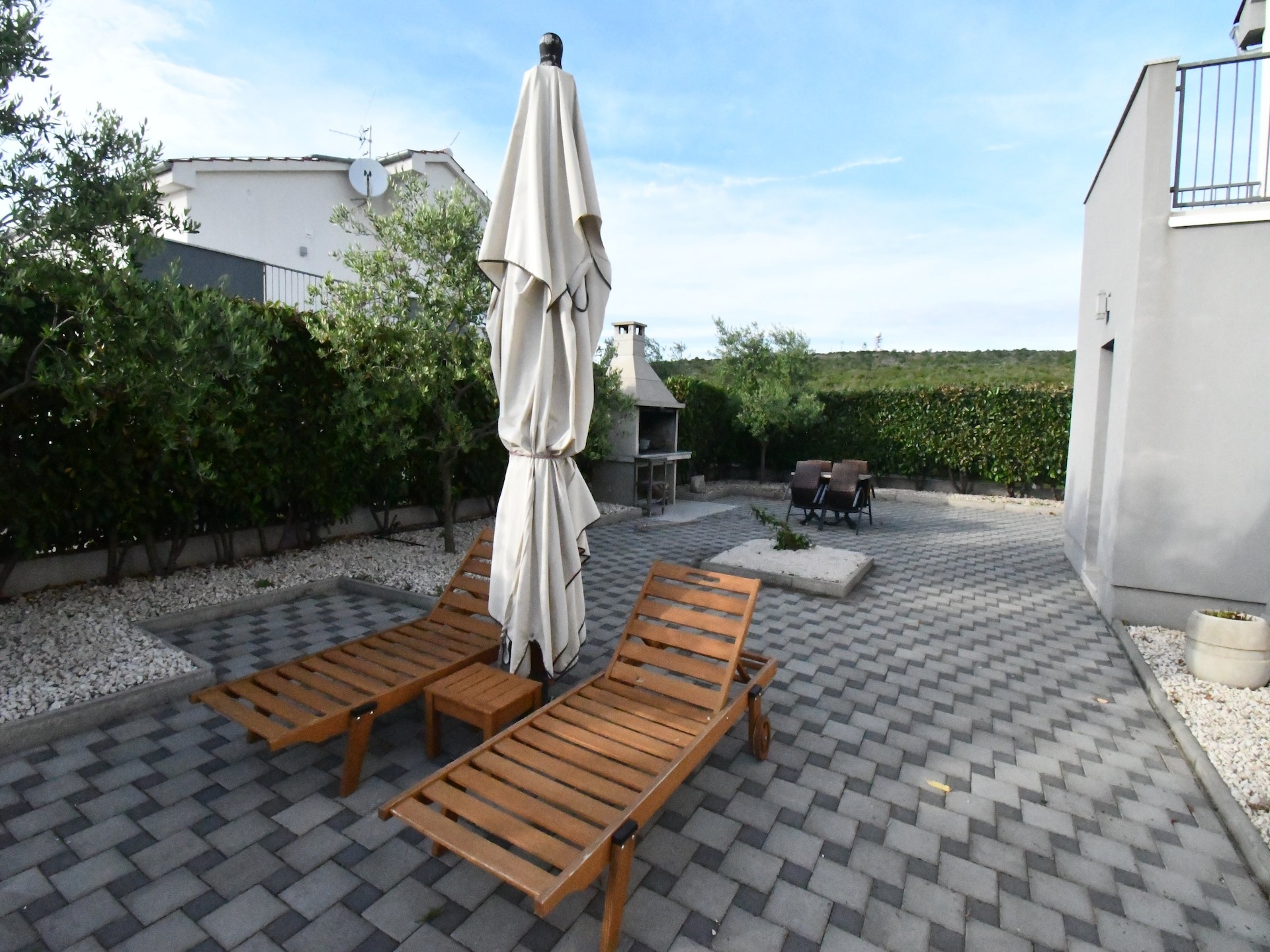 Privézwembad en modern design in luxe villa in Debeljak - foto 32