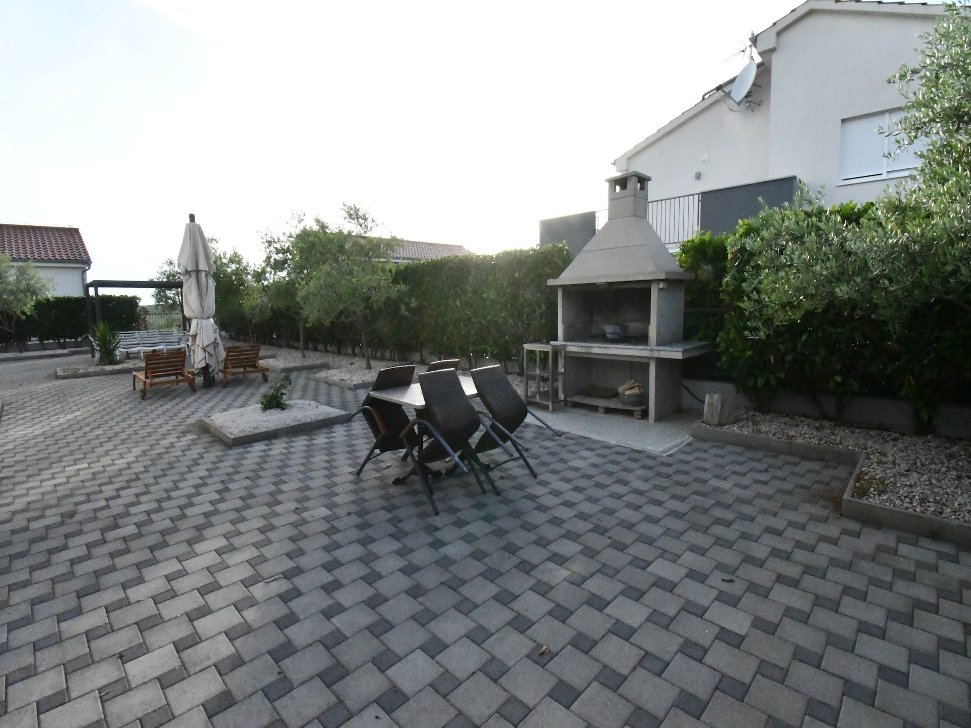 Privézwembad en modern design in luxe villa in Debeljak - foto 40