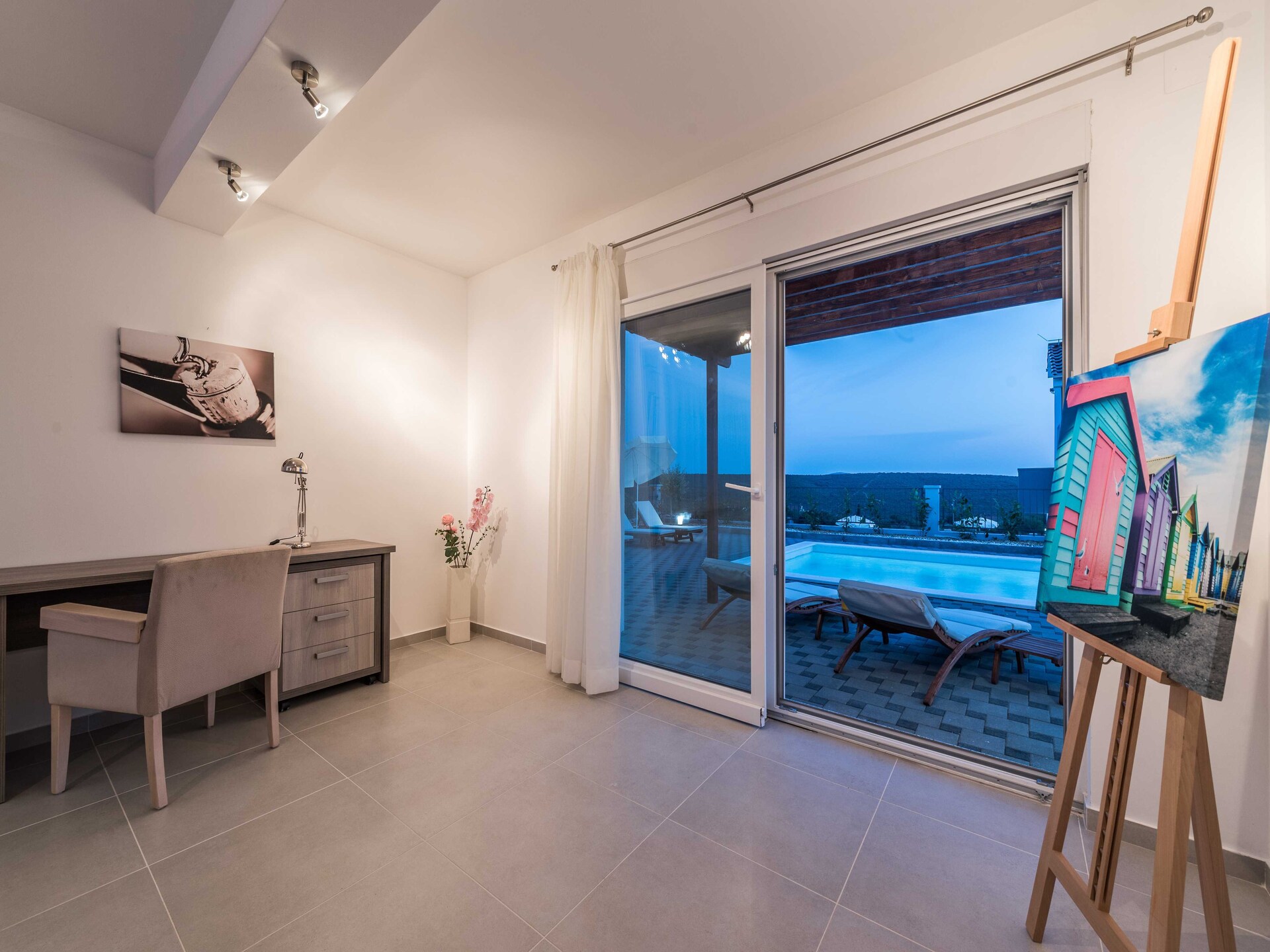 Privézwembad en modern design in luxe villa in Debeljak - foto 48