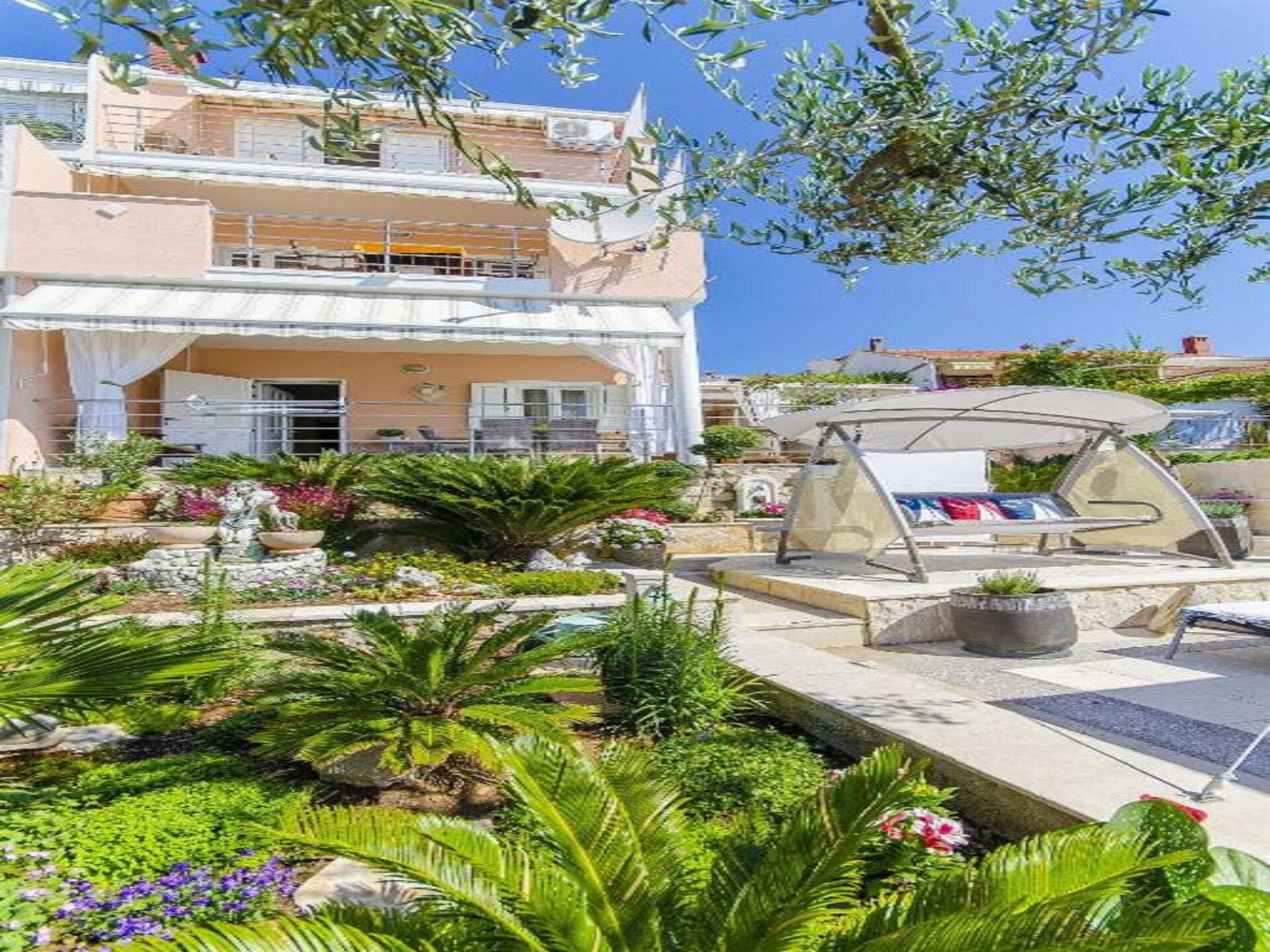 Rustiek appartement aan zee voor 6 personen in Okrug Gornji, vlakbij Trogir - foto 23