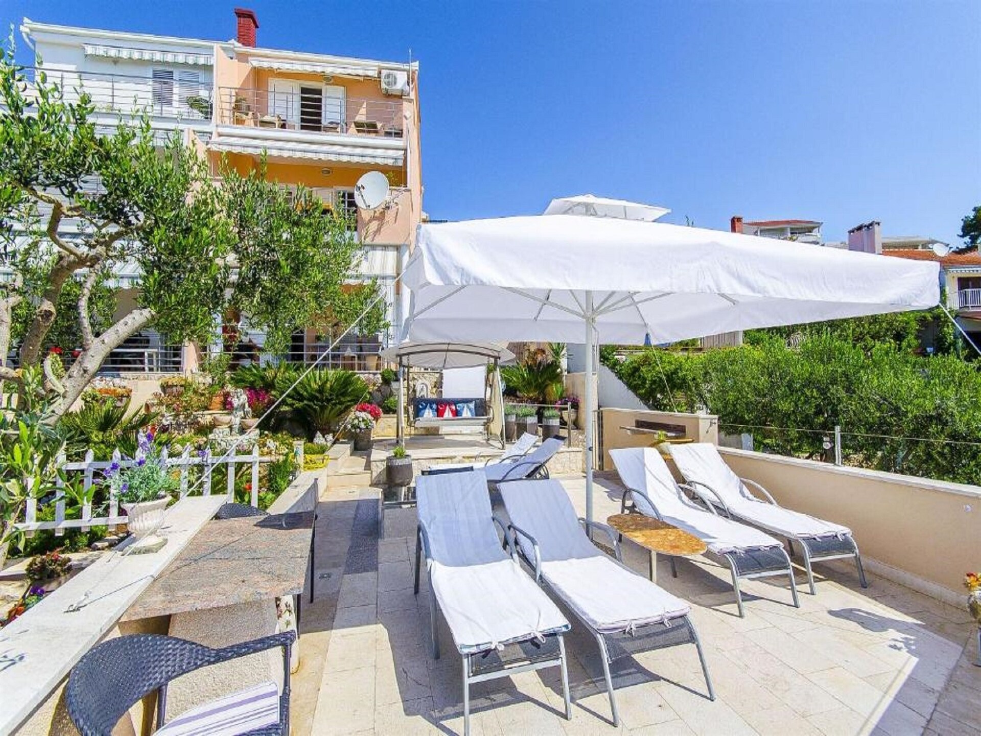 Rustiek appartement aan zee voor 6 personen in Okrug Gornji, vlakbij Trogir - foto 22