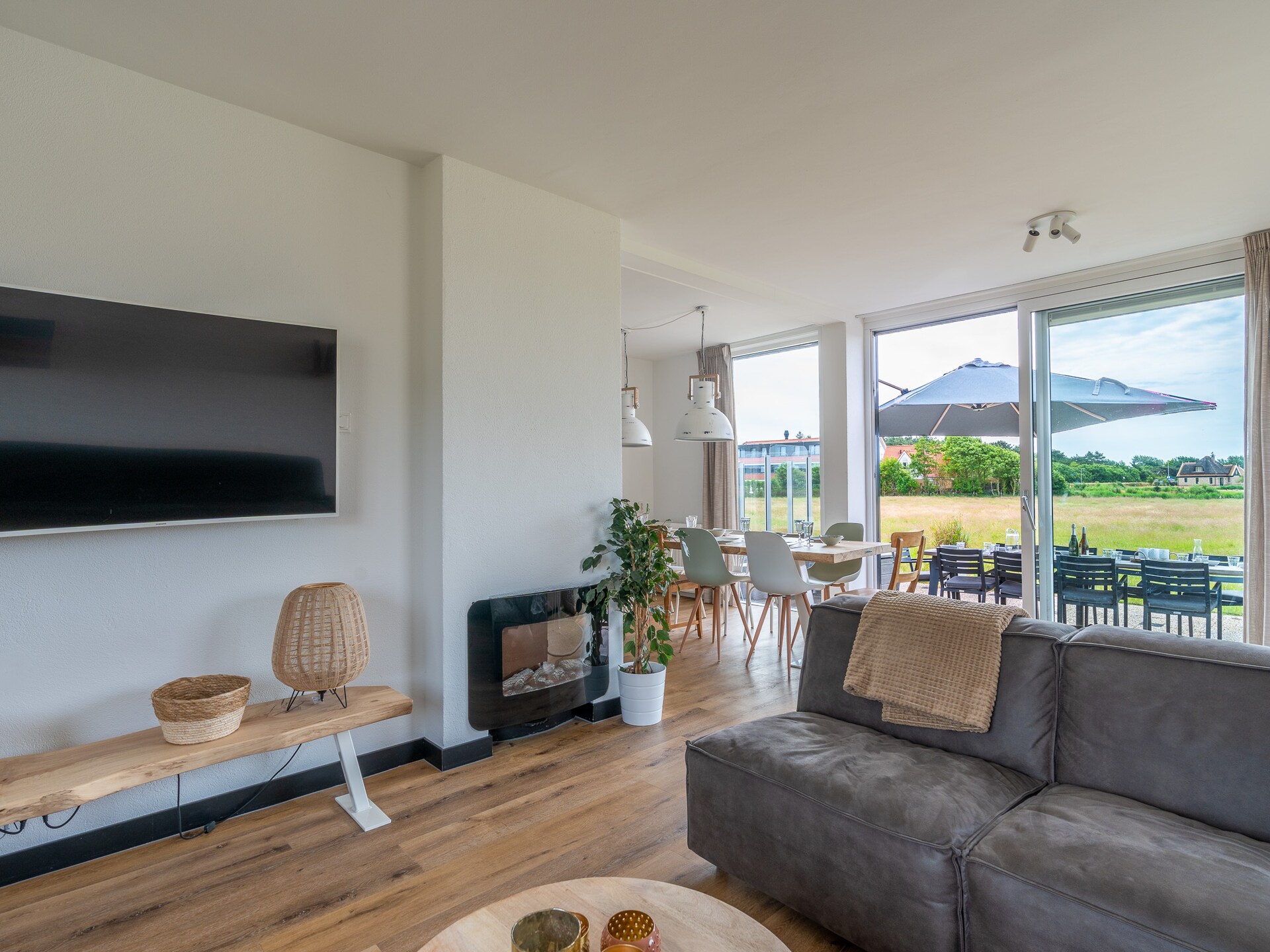 Luxe 10-persoons bosvilla met wellness in De Koog, 1km van strand - foto 7