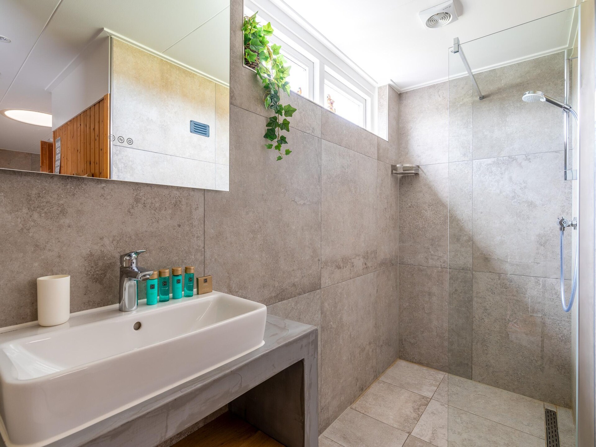 Luxe 10-persoons bosvilla met wellness in De Koog, 1km van strand - foto 30