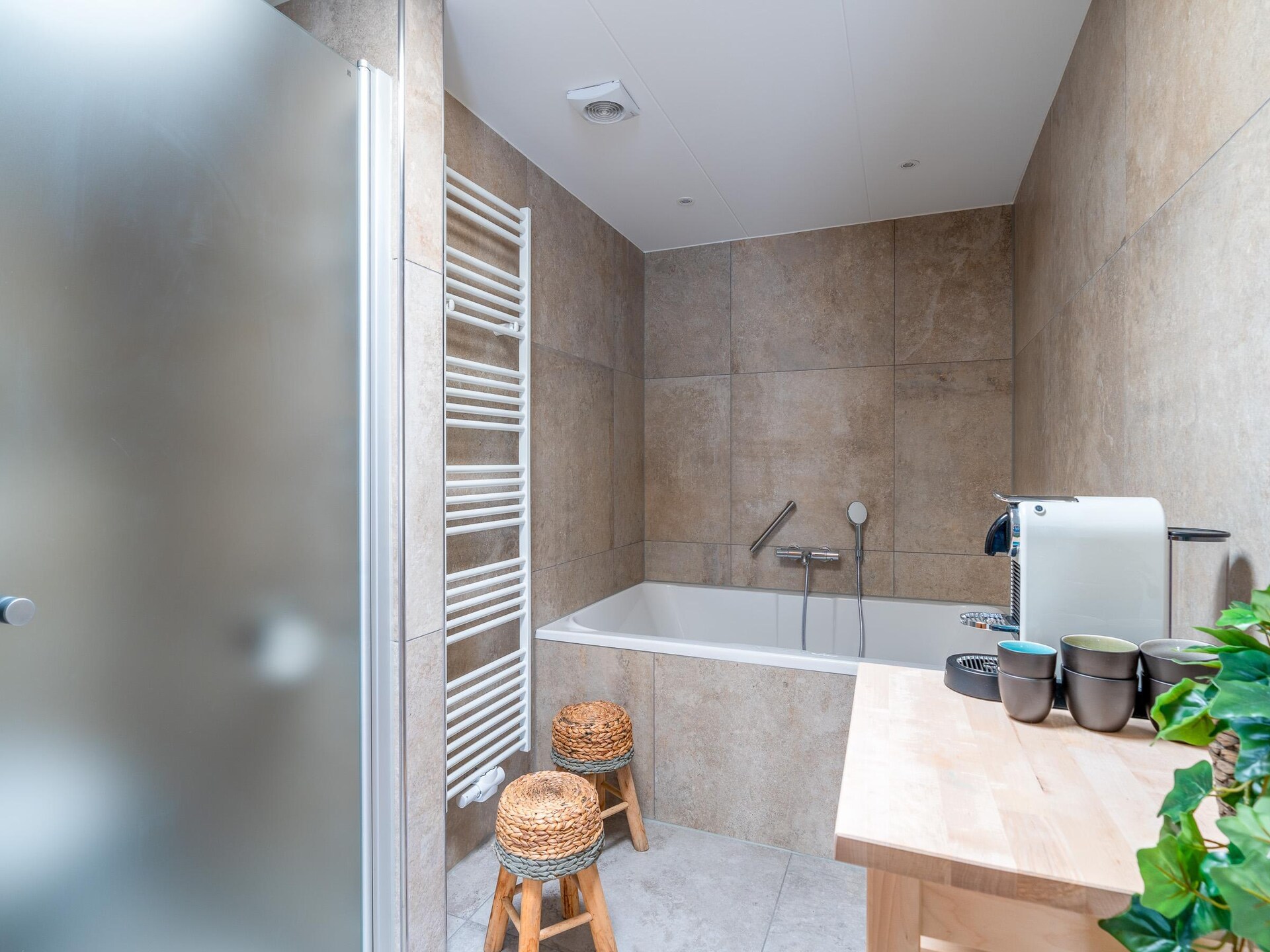Luxe 10-persoons bosvilla met wellness in De Koog, 1km van strand - foto 20