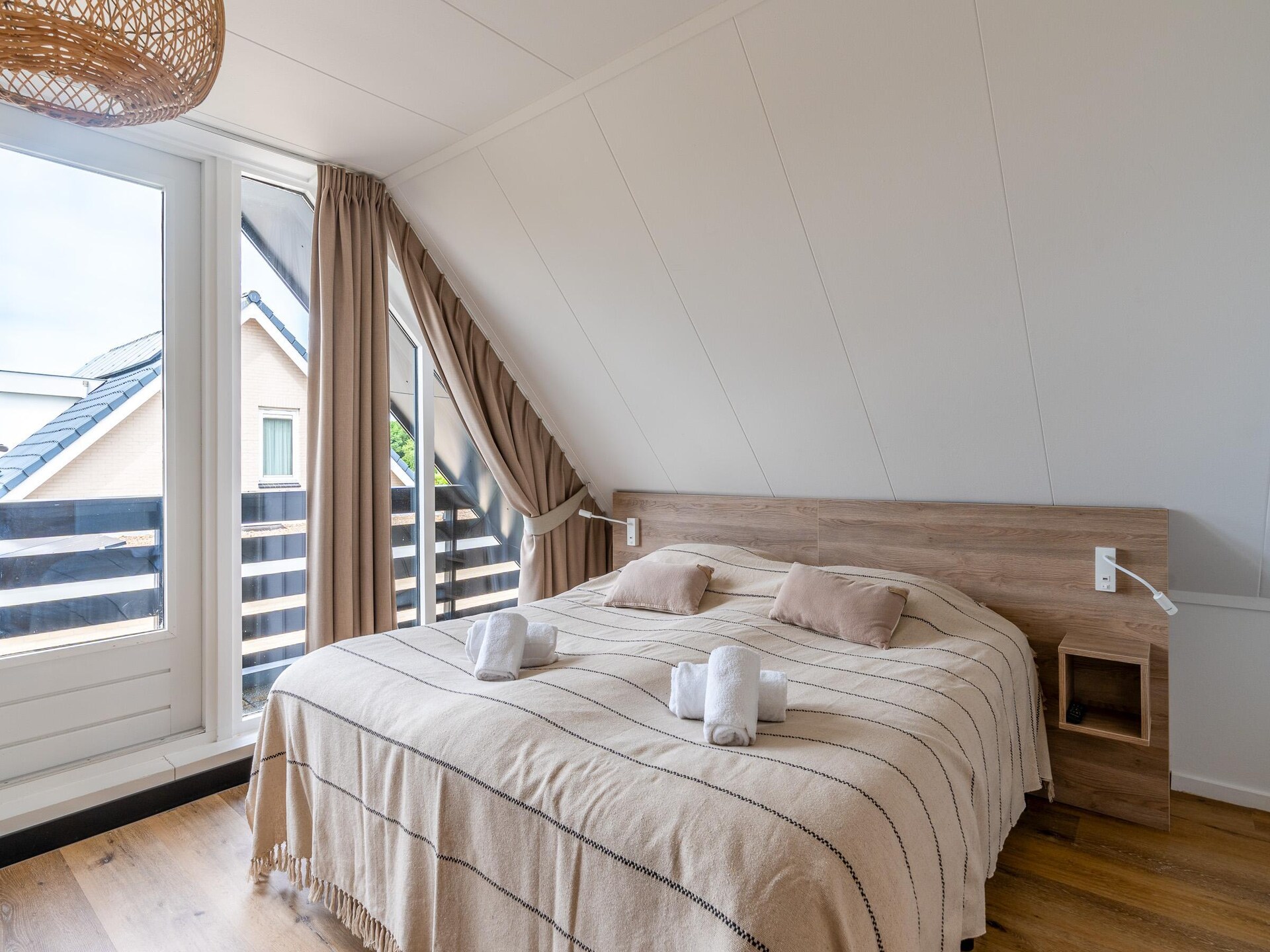 Luxe 10-persoons bosvilla met wellness in De Koog, 1km van strand - foto 15