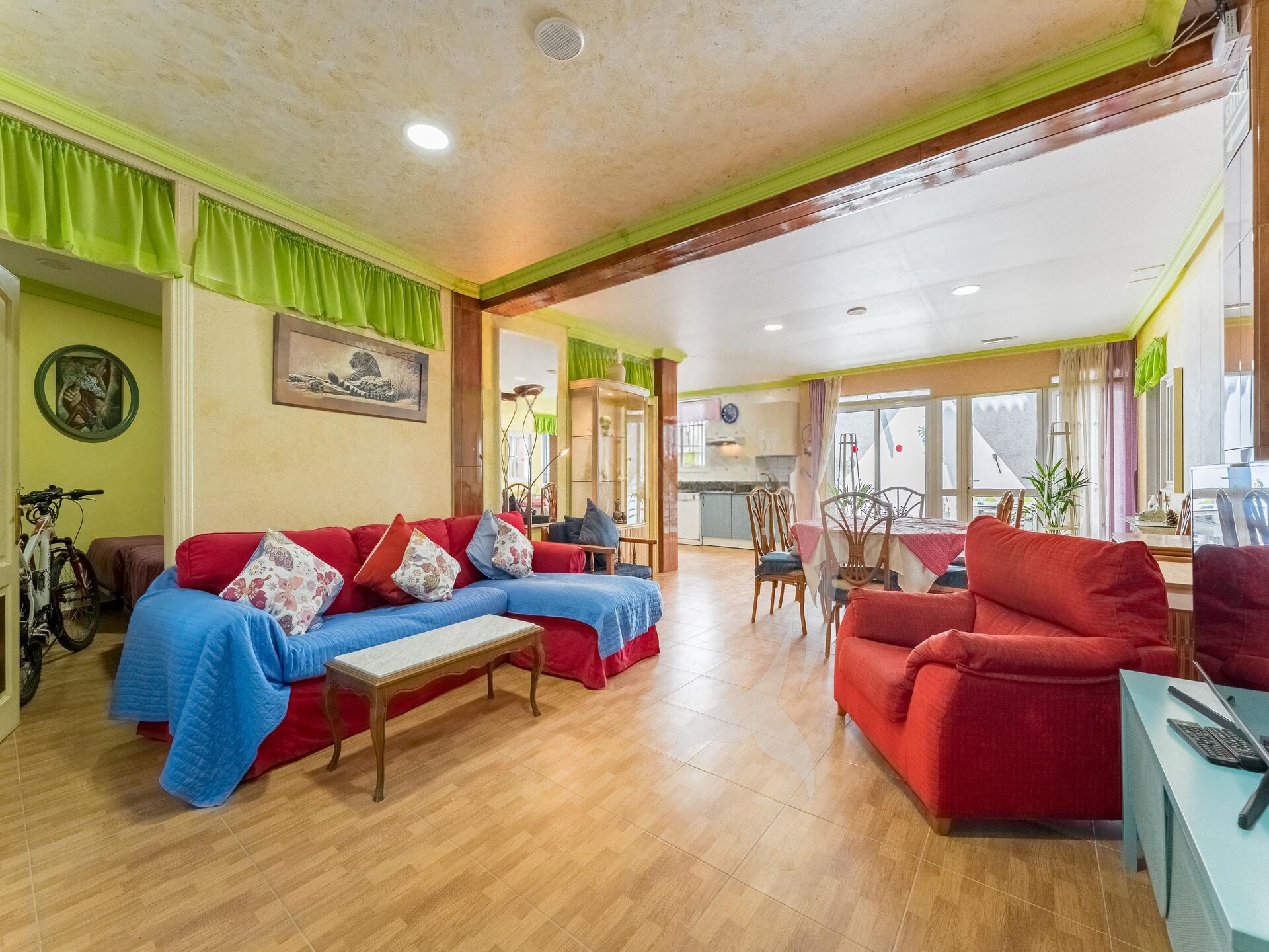 Licht appartement in El Médano met tuinzicht, 220m van het strand - foto 2
