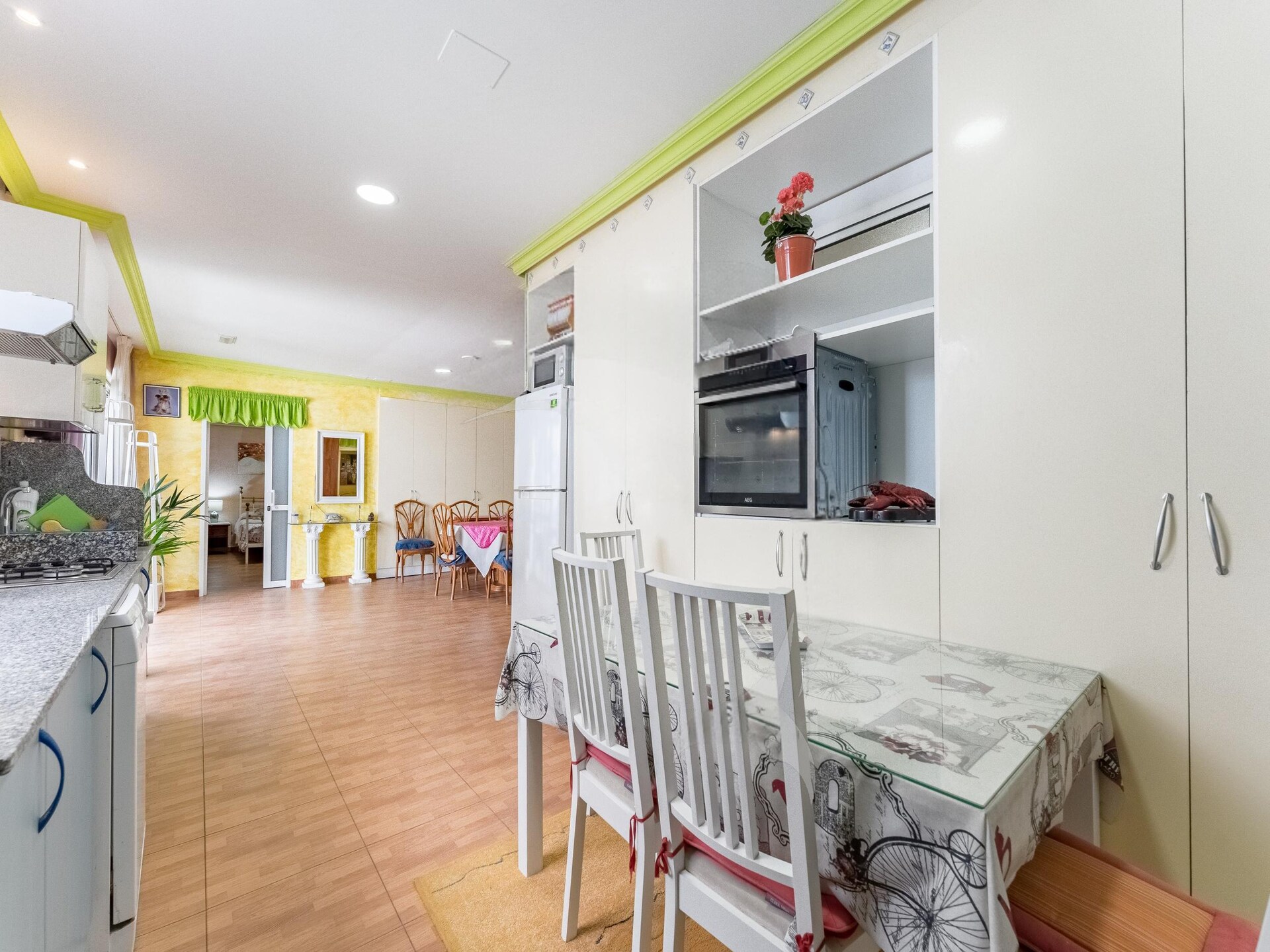 Licht appartement in El Médano met tuinzicht, 220m van het strand - foto 6