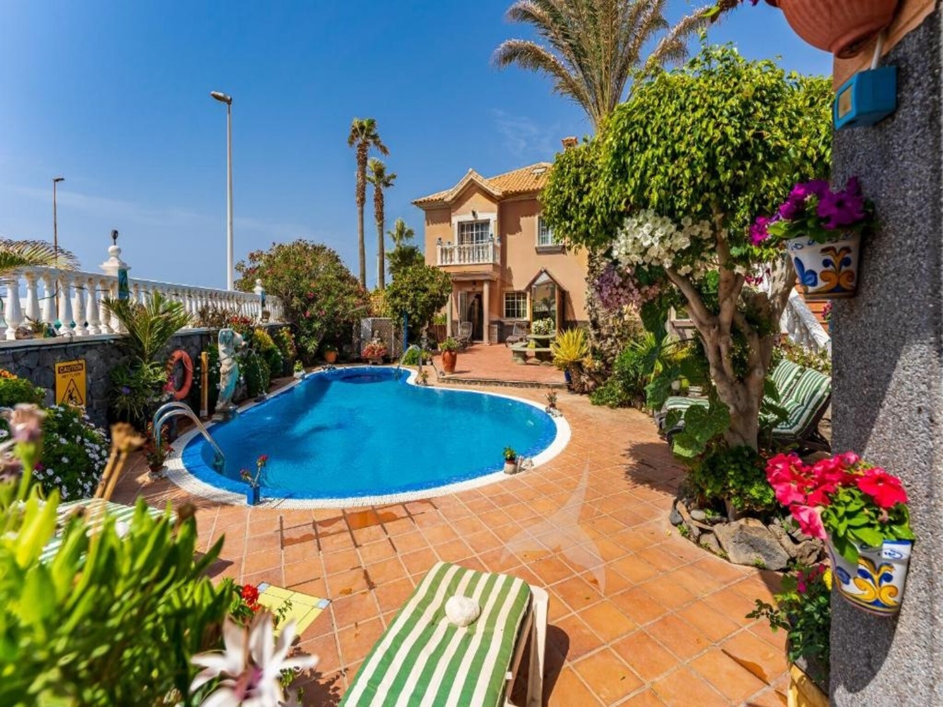 Licht appartement in El Médano met tuinzicht, 220m van het strand - foto 7