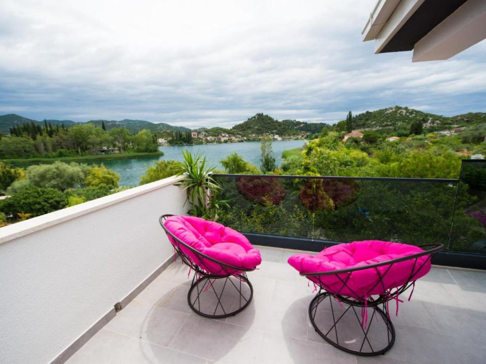 Luxe appartement met meerzicht en privéstrand in Ploce - foto 24