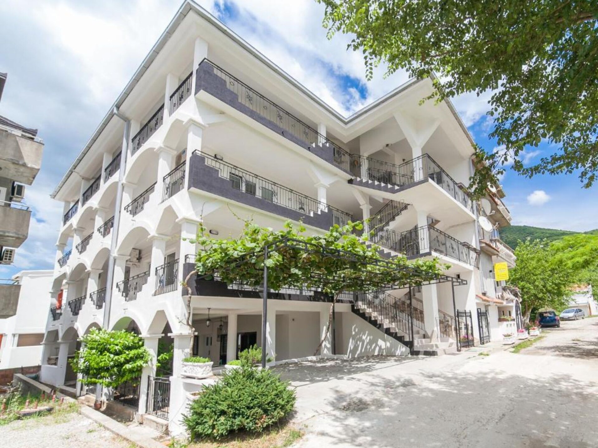 Duplex studio met WiFi op 900m van strand Budva, ideaal voor 2-3 personen - foto 8