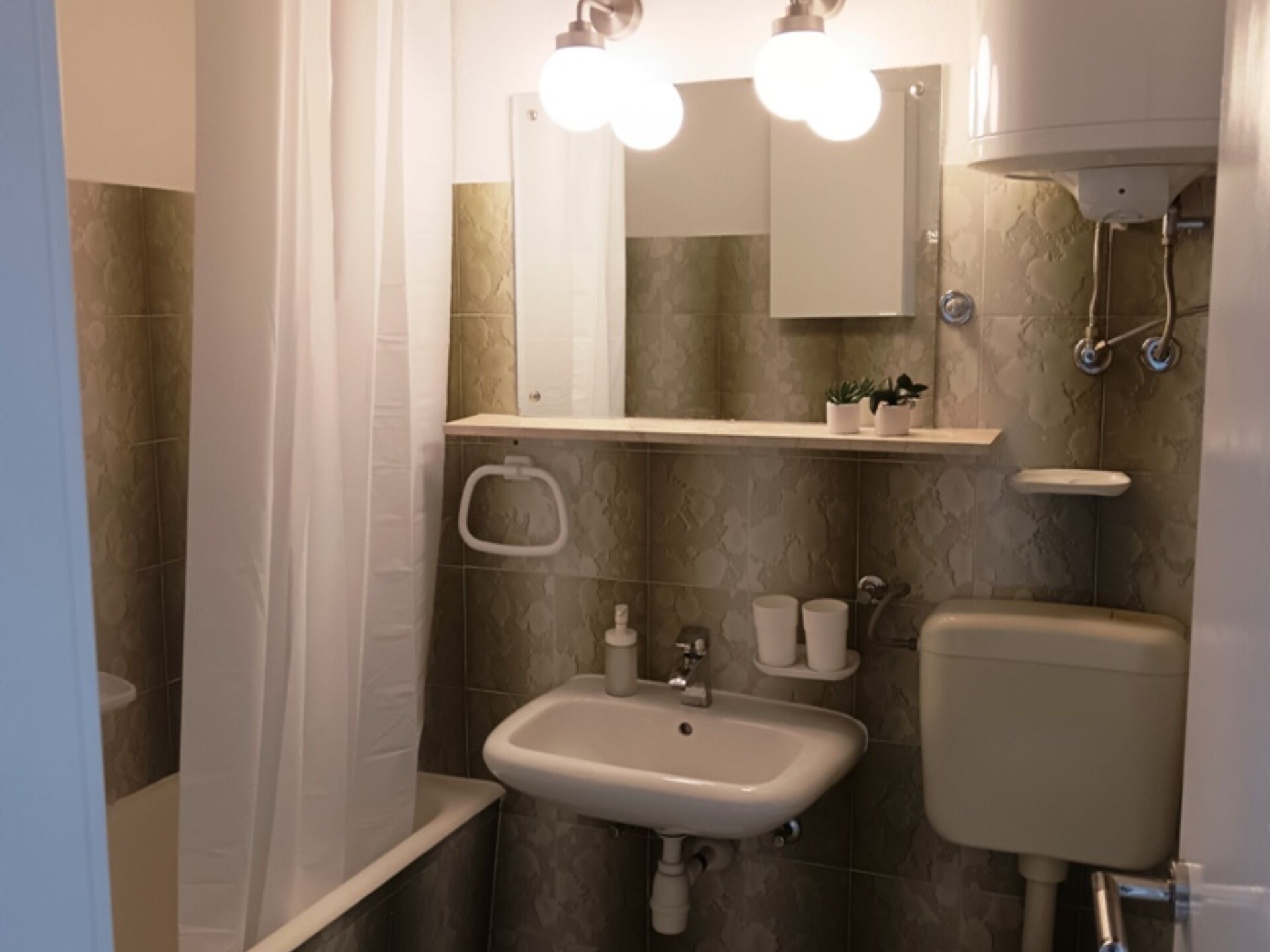 4-persoons appartement aan het strand in Povlja - foto 10