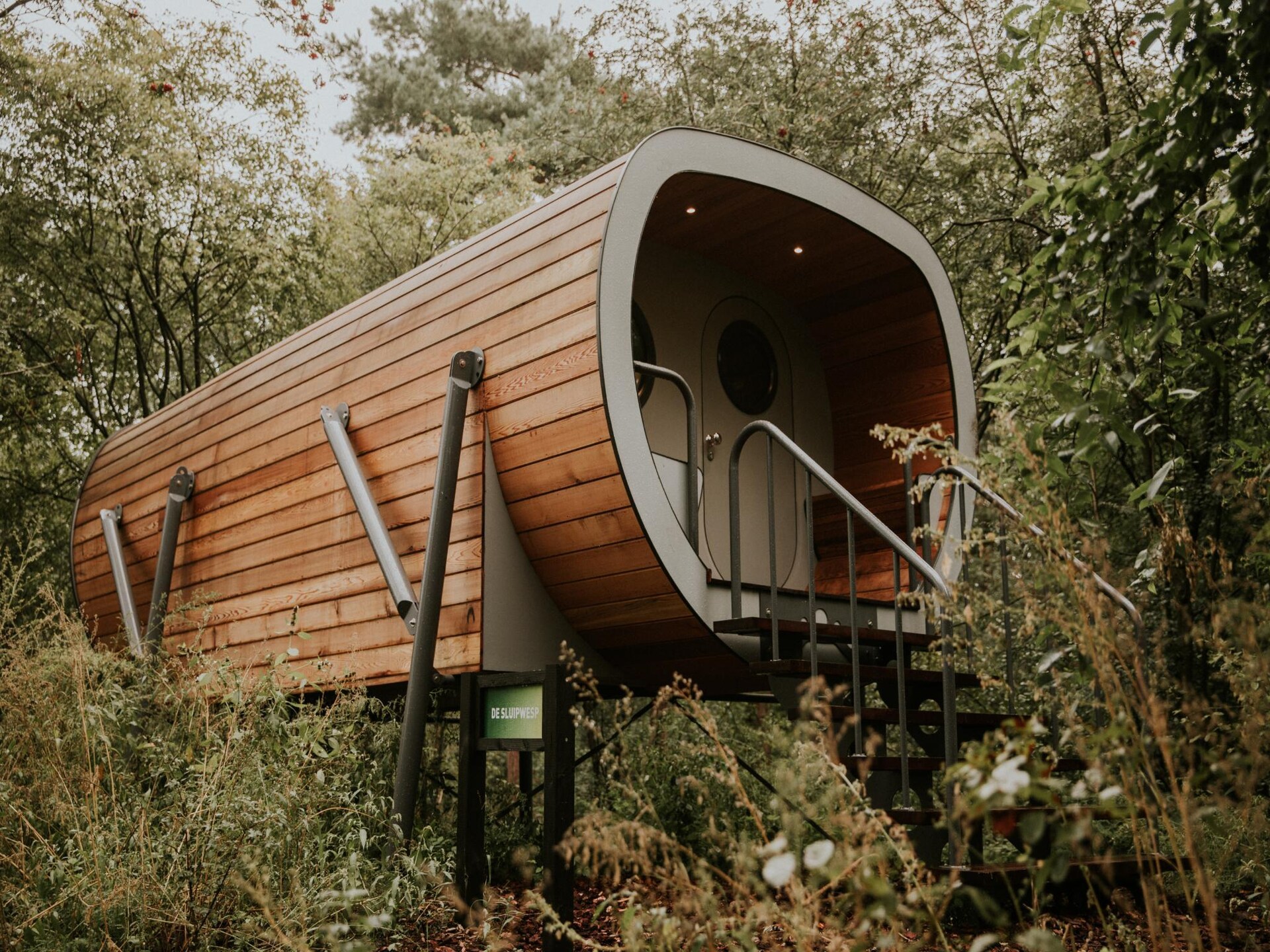Skycabin Balkbrug: uniek boomhutverblijf voor 4 personen in Overijssel - foto 15