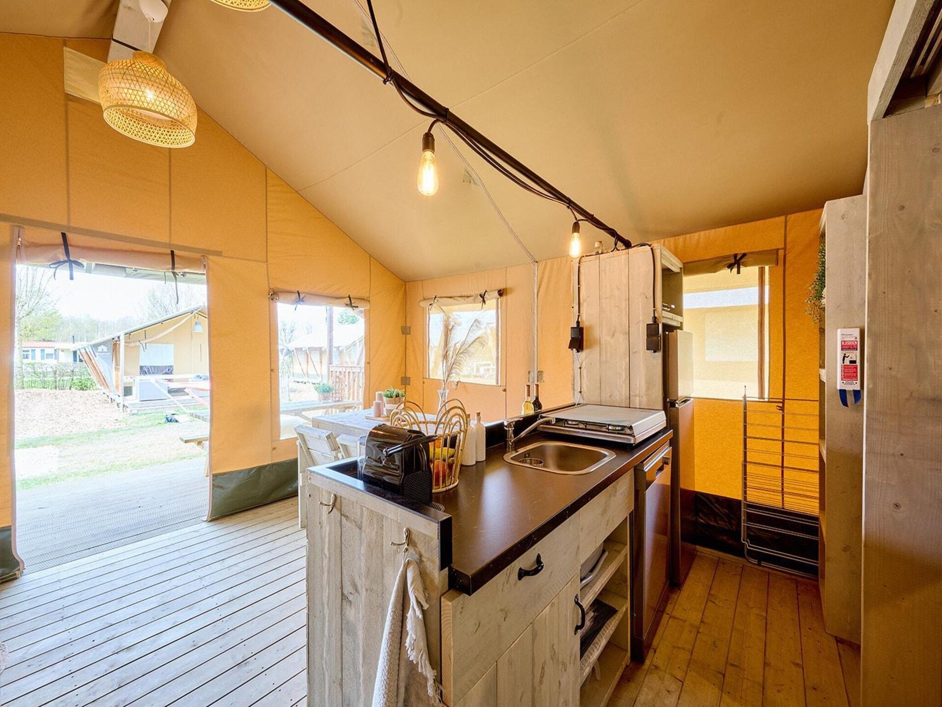 Safaritent in het Reestdal: glamping met comfort voor 6 personen - foto 4
