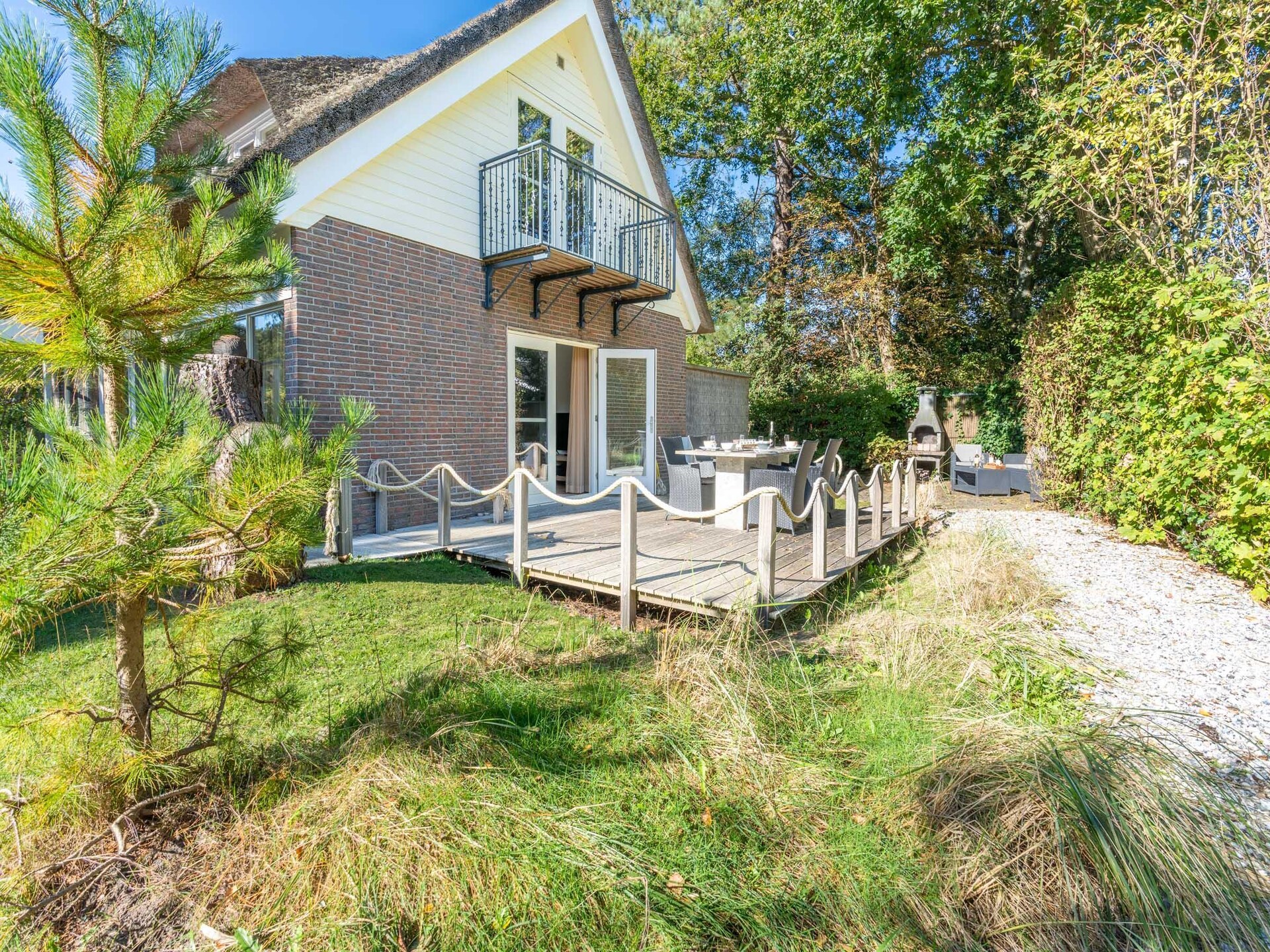 Sfeervol rietgedekt landhuis in bosrijke omgeving op Texel - foto 24