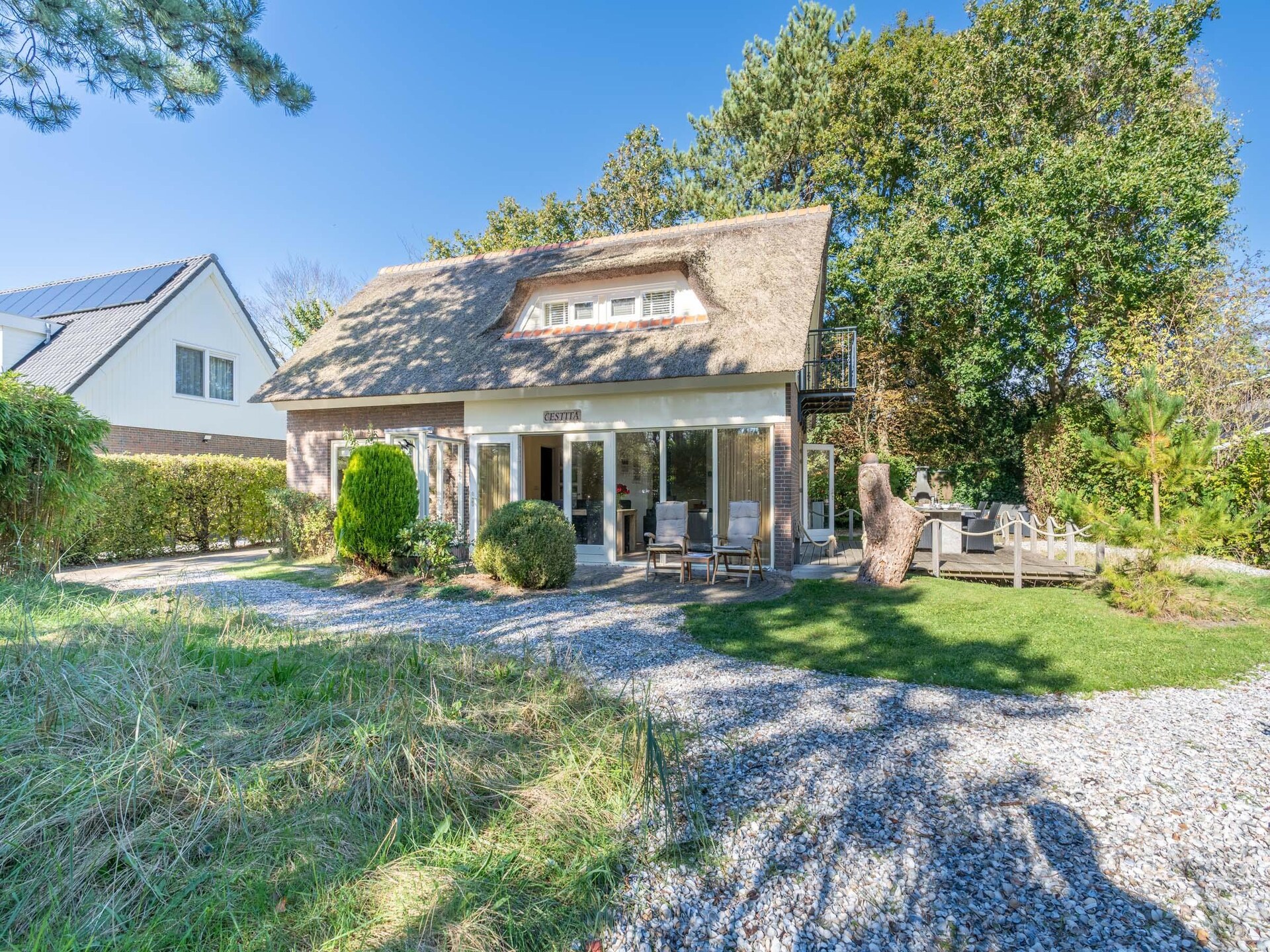 Sfeervol rietgedekt landhuis in bosrijke omgeving op Texel - foto 25