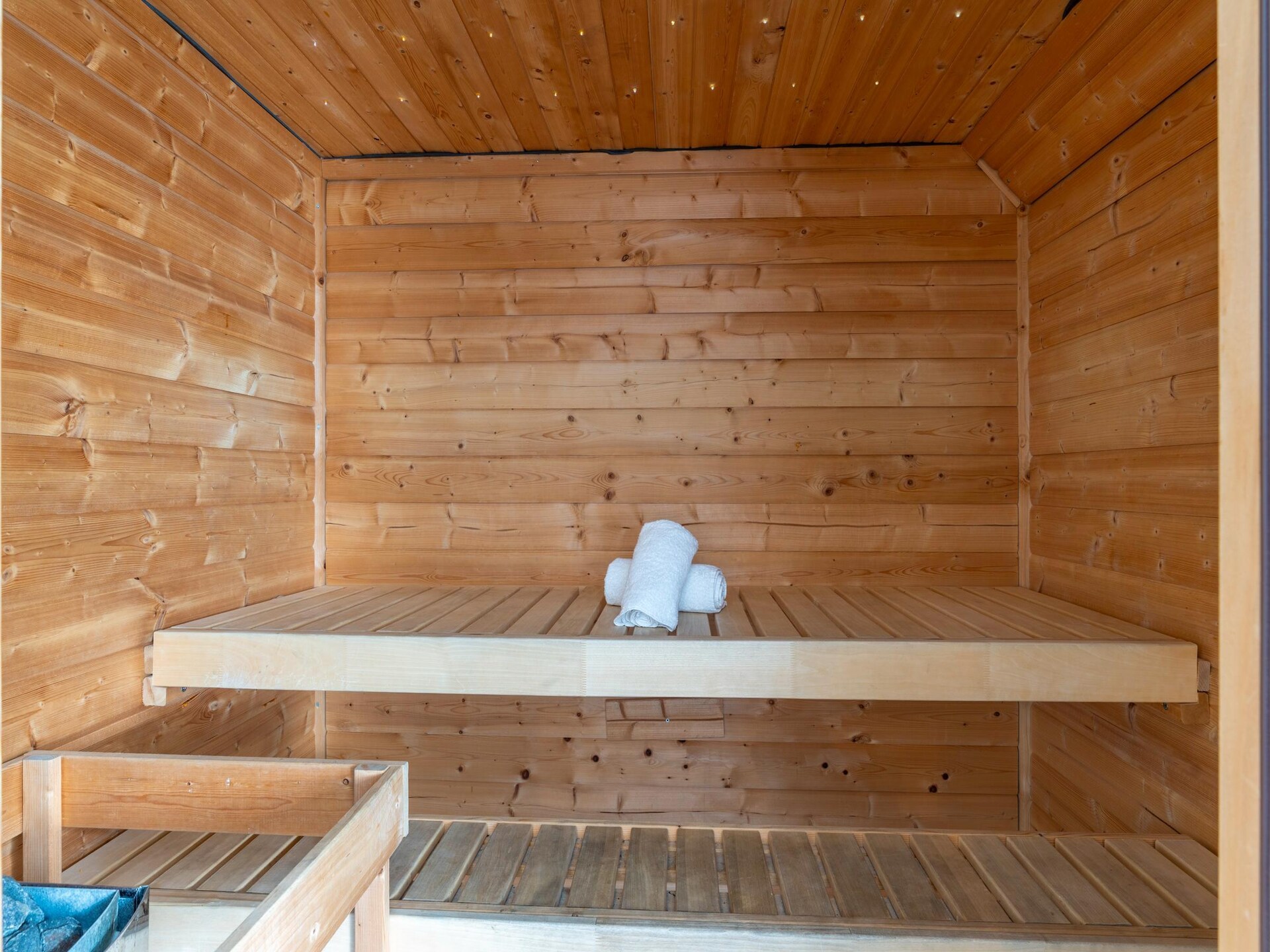 Luxe bosvilla Hoogelandt 126 met sauna, hottub en trampoline - foto 11