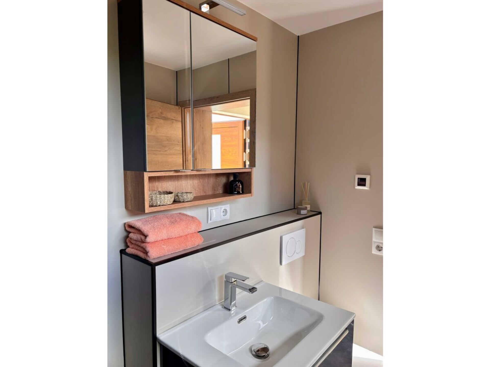 Op 700 m van het centrum: ruim vakantiehuis in Kranichfeld - foto 10