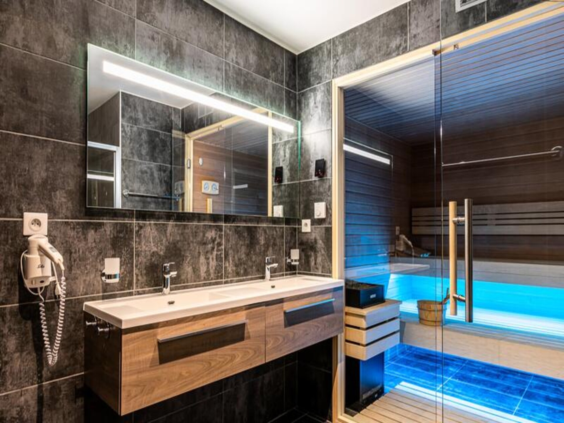 Ruim 8-persoons appartement in Abondance met sauna, zwembad en uitzicht - foto 69