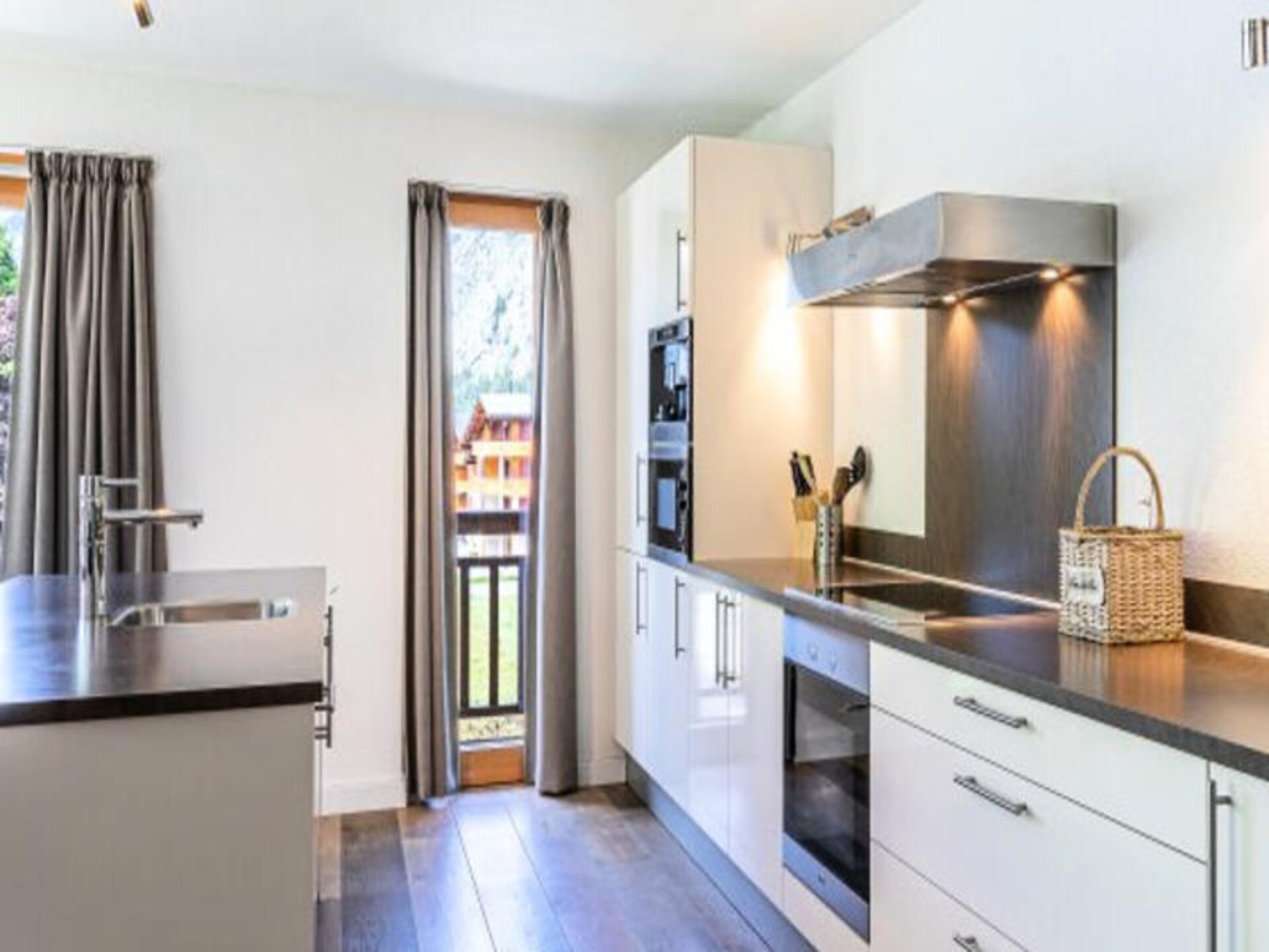 Ruim 10-persoons appartement met sauna en balkon in Abondance - foto 40