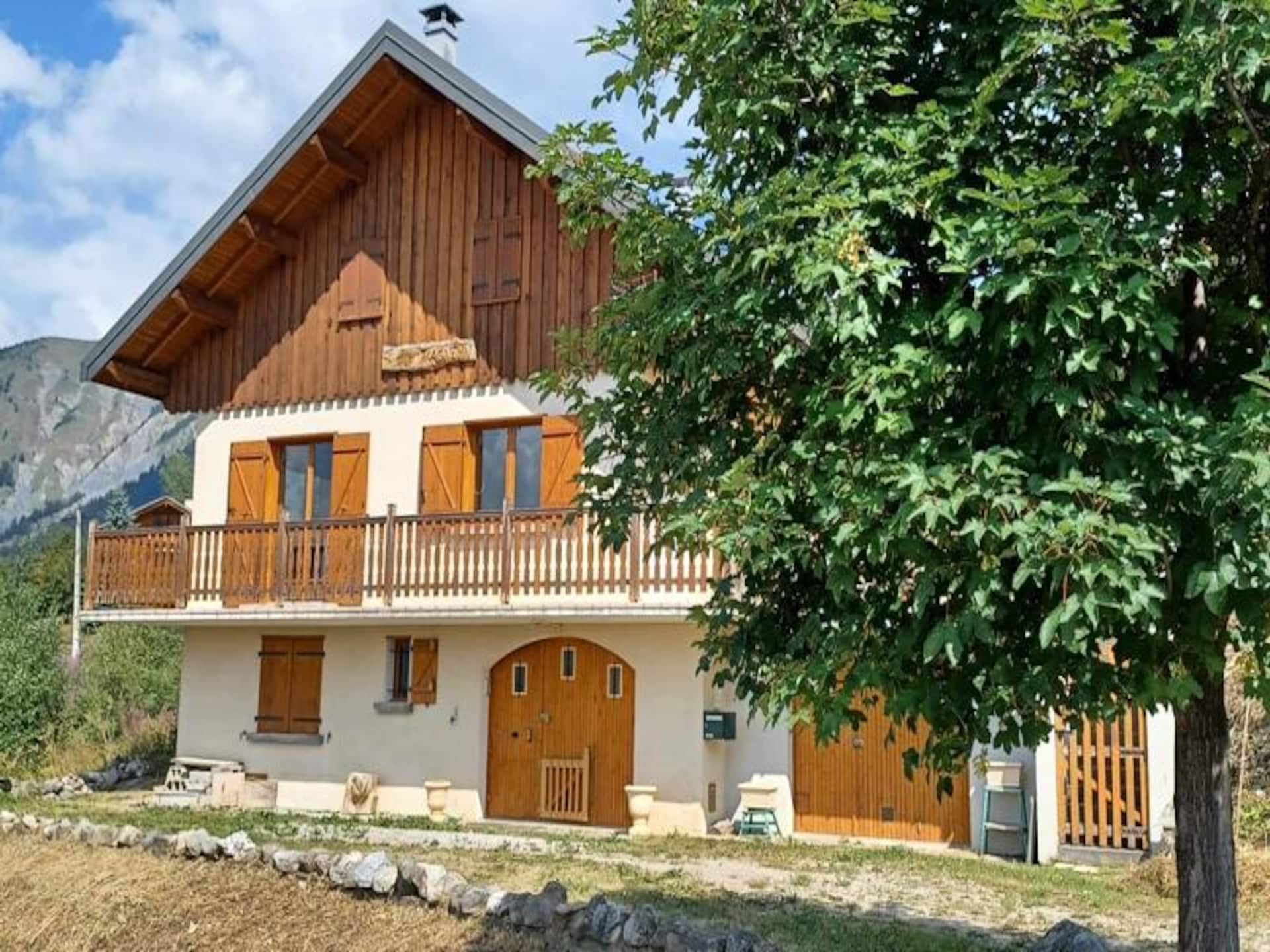Ruim chalet in Albiez Montrond met panoramisch terras en bergzicht - foto 20