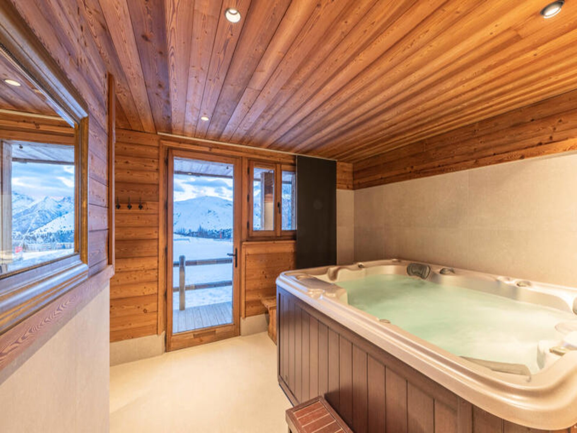 Chalet Ecureuil: Luxe skichalet met spa en ski-in/ski-out in Alpe d'Huez - foto 5