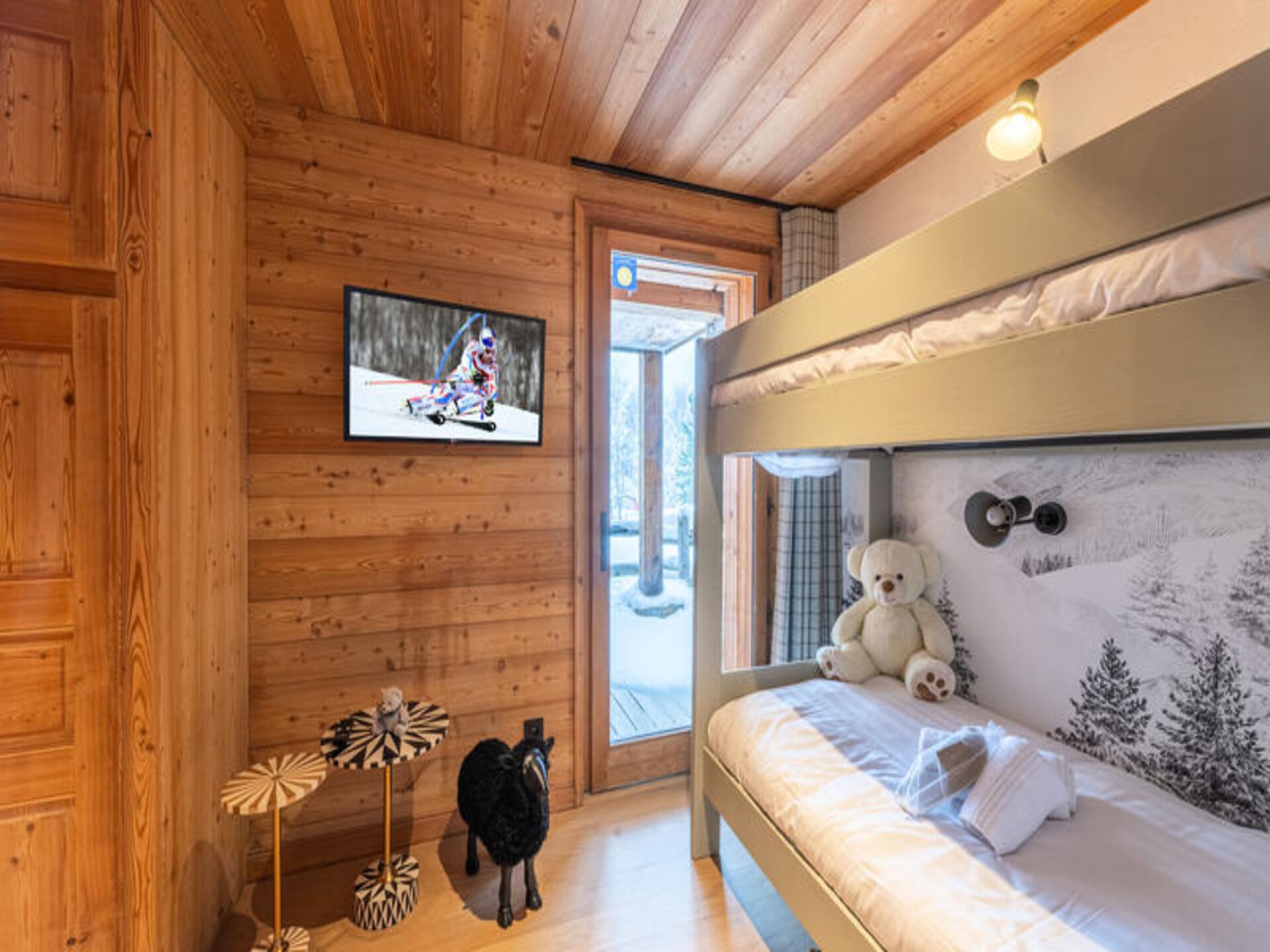 Chalet Ecureuil: Luxe skichalet met spa en ski-in/ski-out in Alpe d'Huez - foto 14