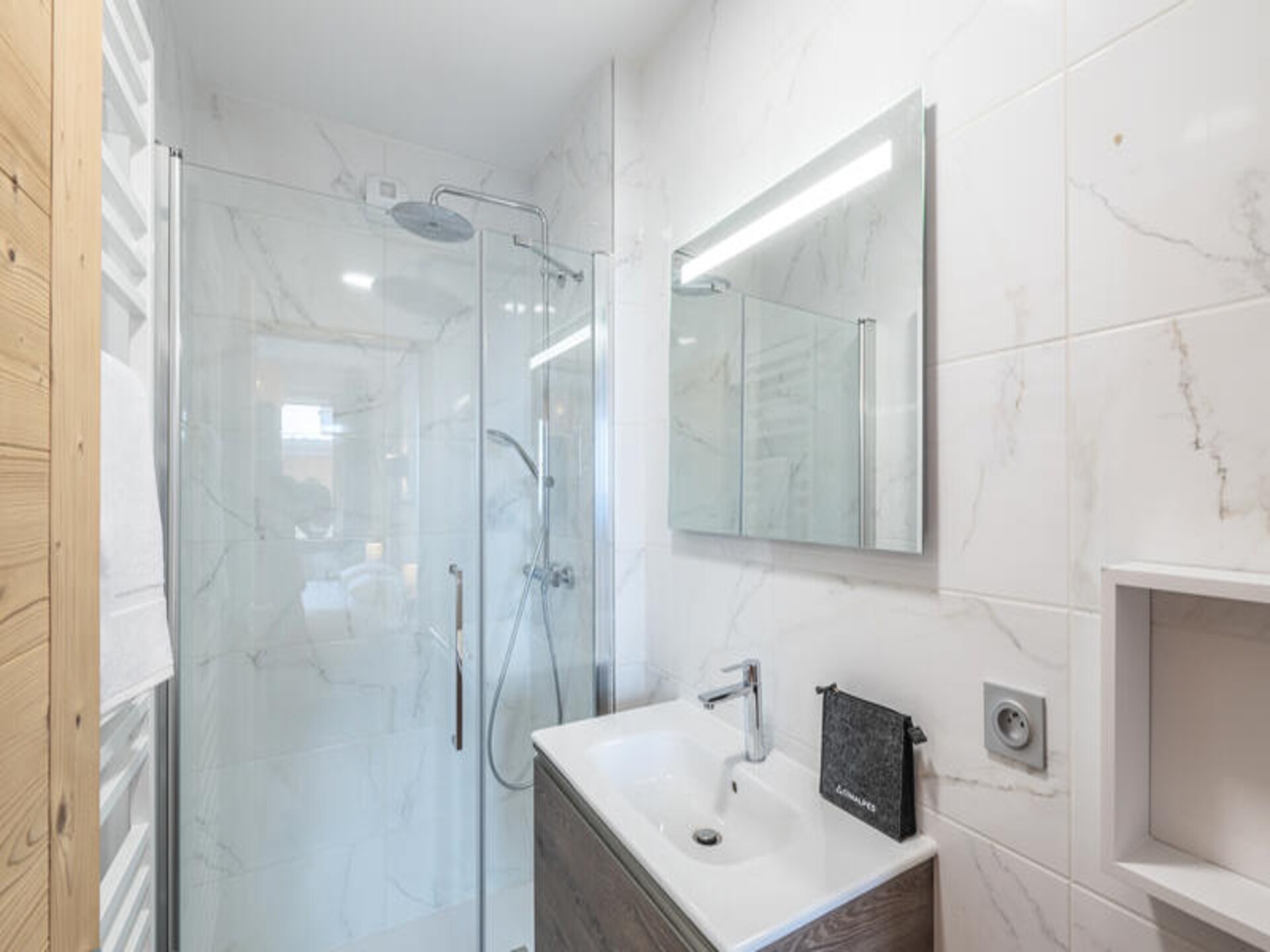 Authentiek 8-persoons appartement in Vieil Alpe, 400m van centrum Huez - foto 8