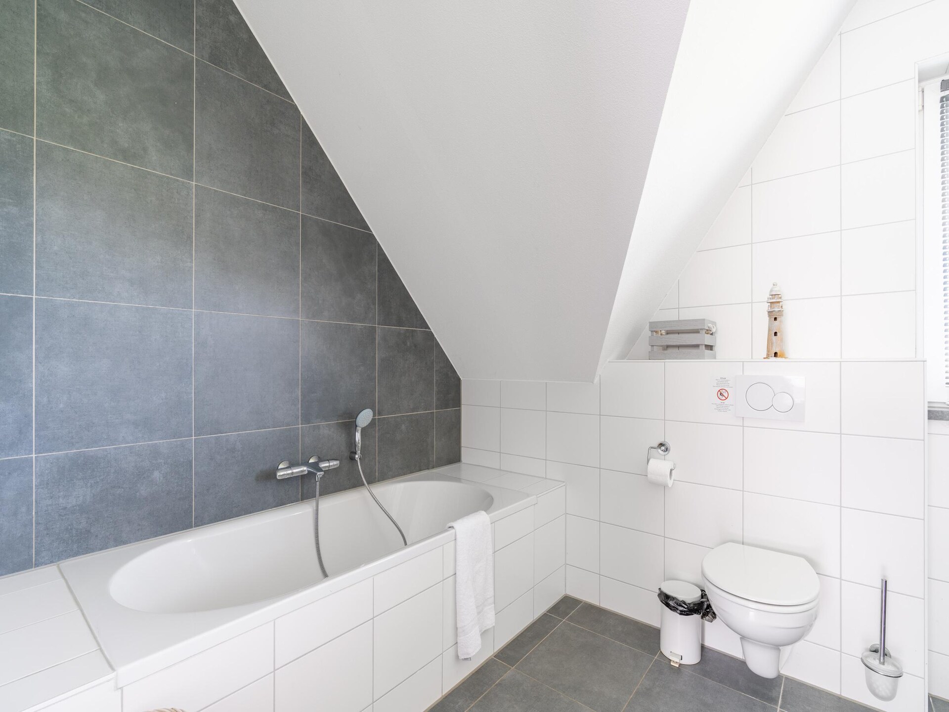 Luxe 10-persoons villa met sauna in bosrijke omgeving van De Koog - foto 22