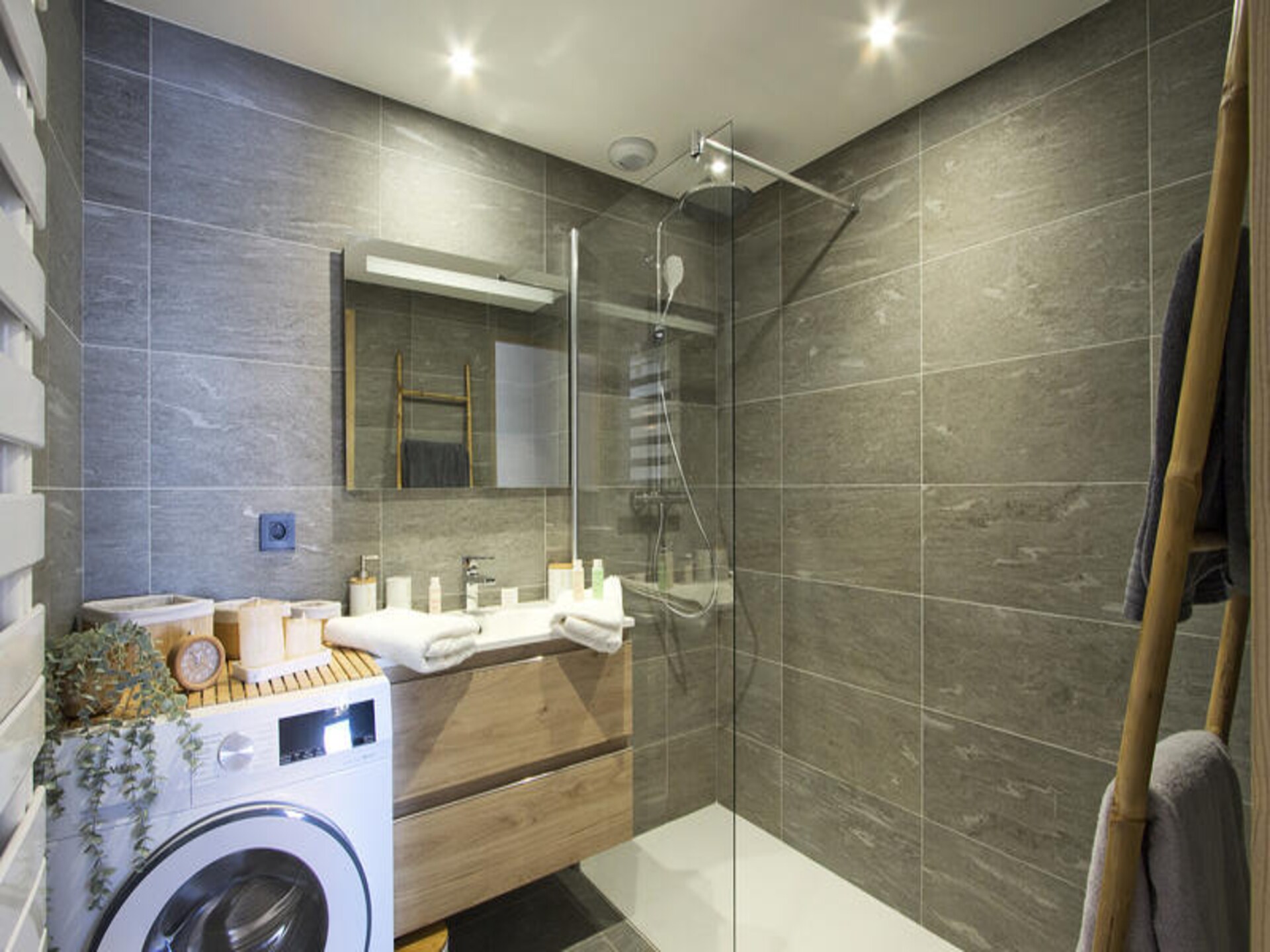 Prachtig appartement op de piste in Alpe d'Huez met zwembad en sauna - foto 11