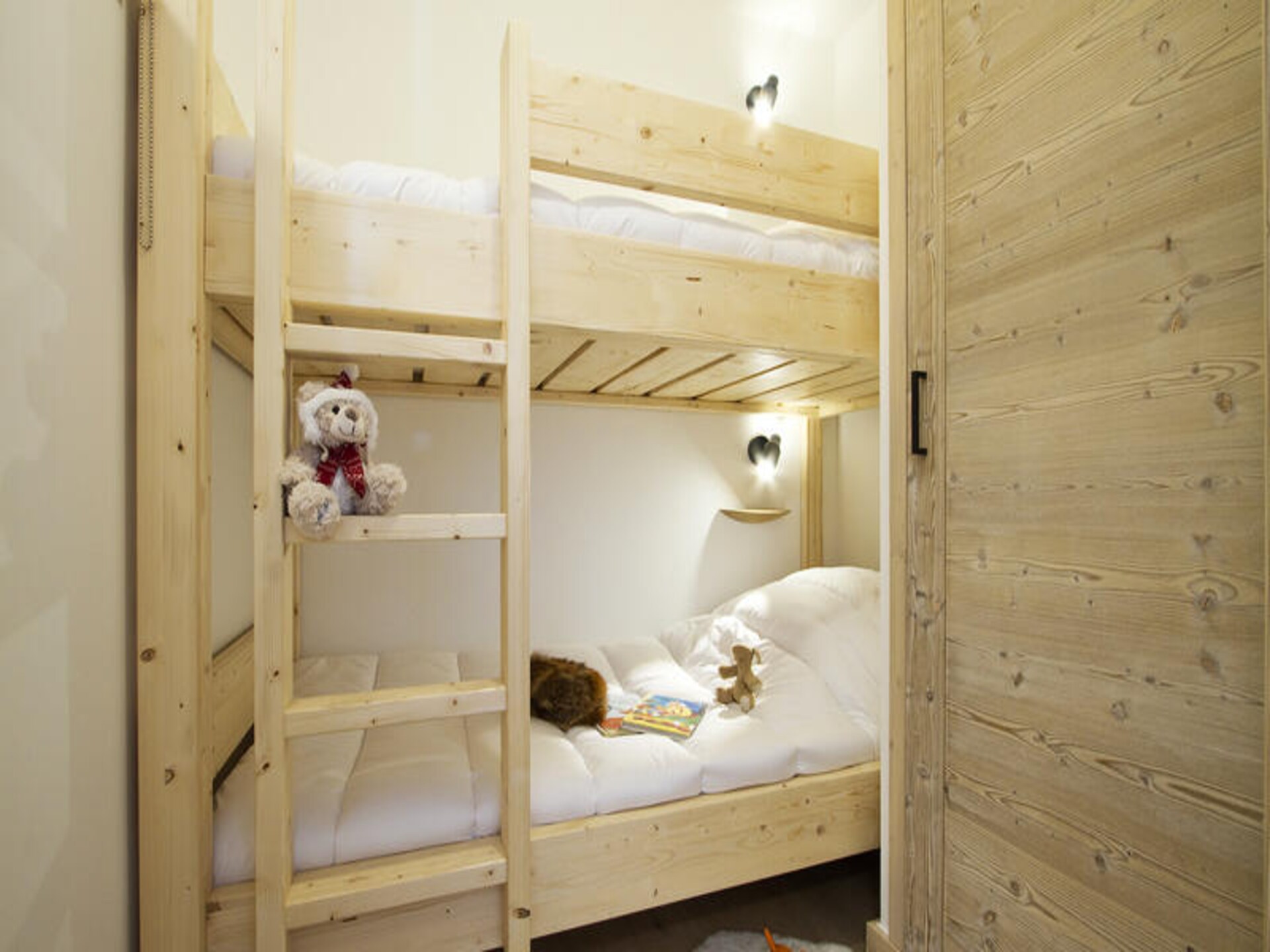 Licht appartement met sauna, zwembad en directe piste-toegang in Huez - foto 9