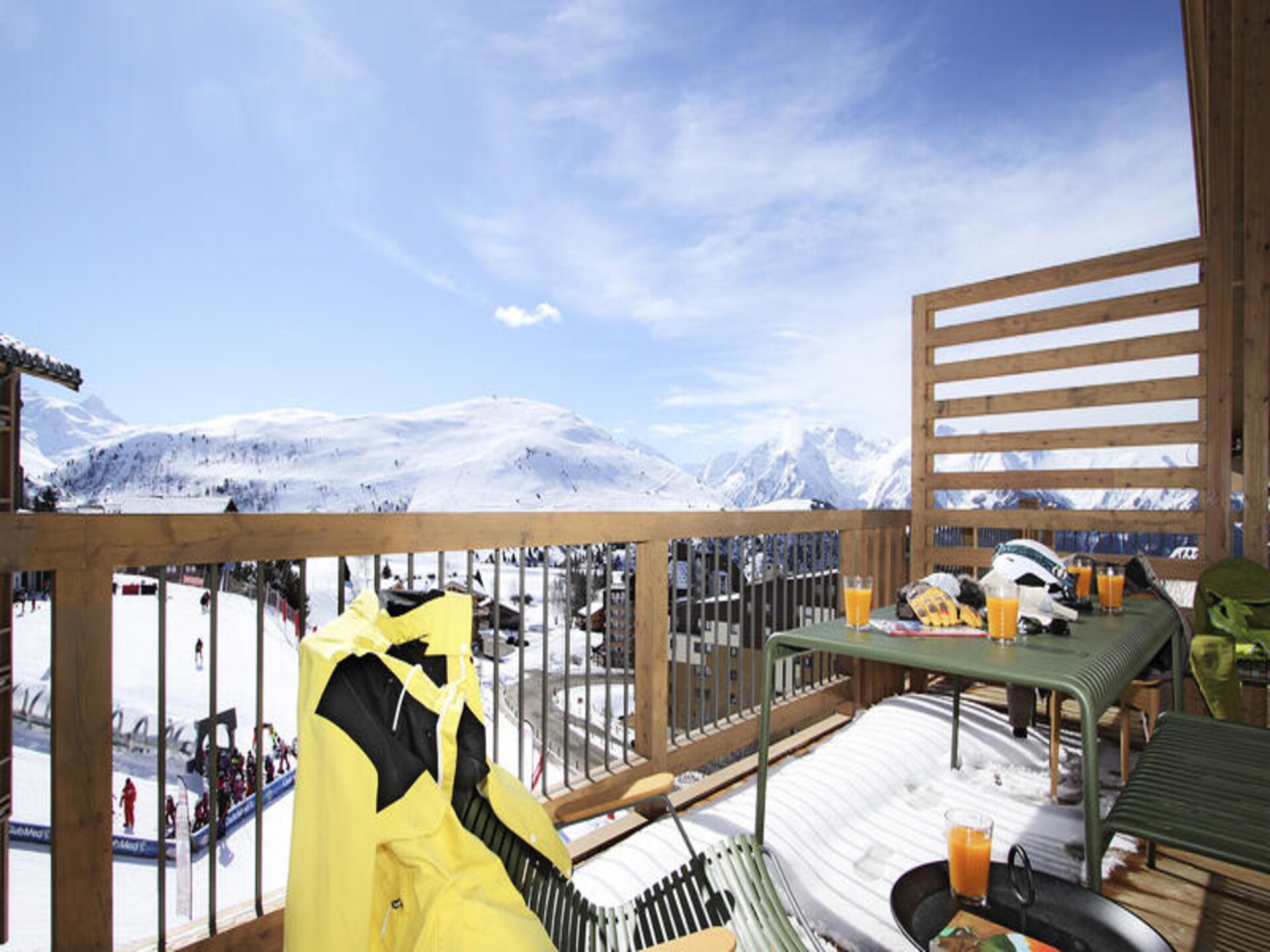Modern ski-in/ski-out appartement in Huez met zwembad en fitness - foto 11