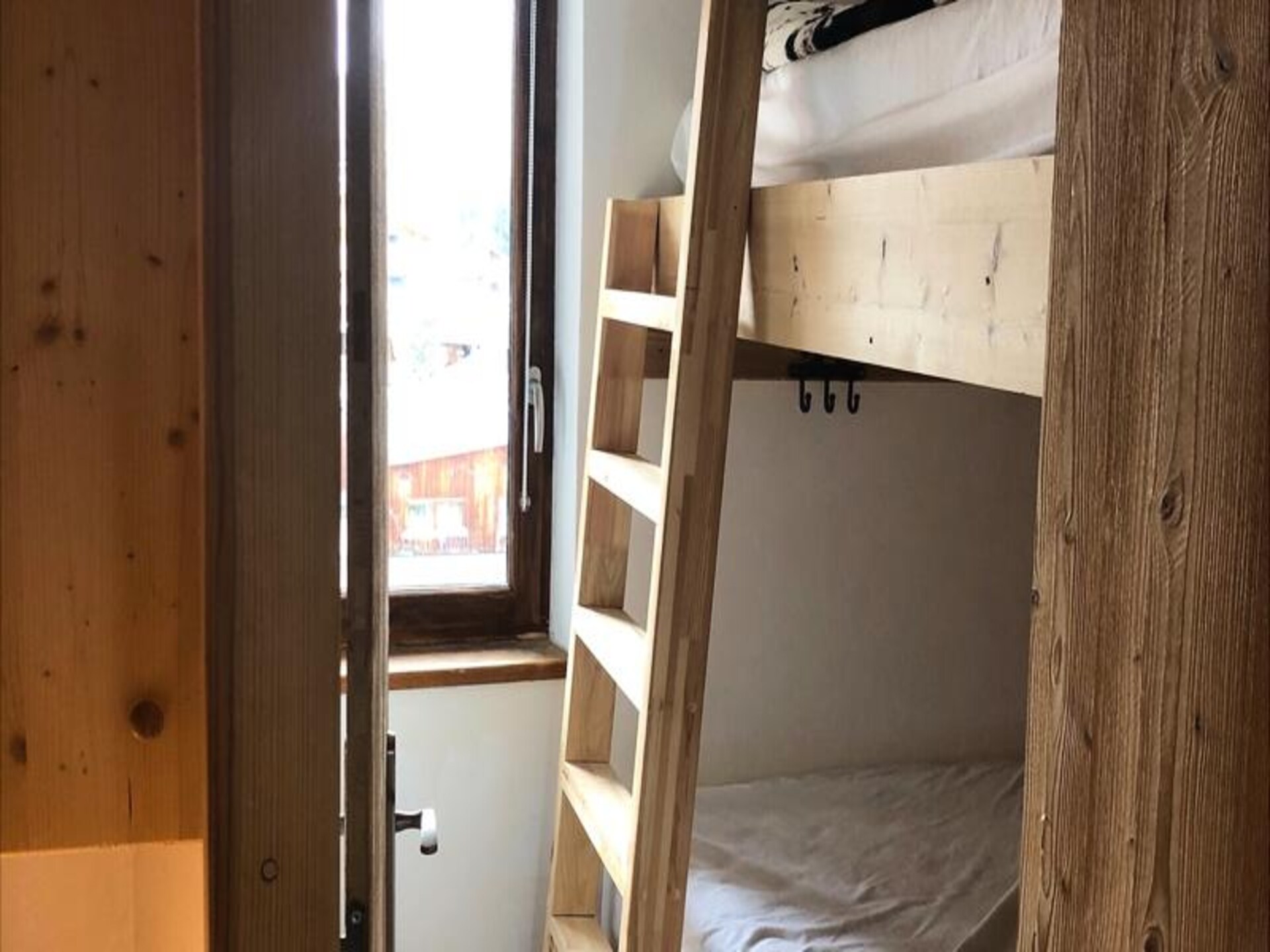 Zonnig appartement op 500m van de piste met panoramisch uitzicht - foto 22