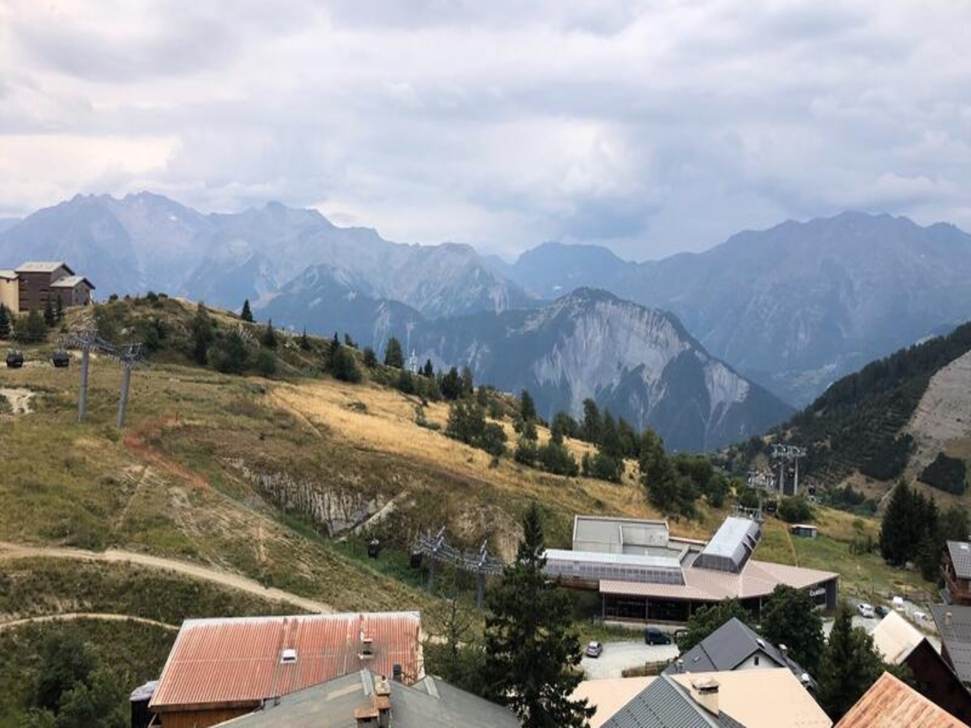 Zonnig appartement op 500m van de piste met panoramisch uitzicht - foto 27