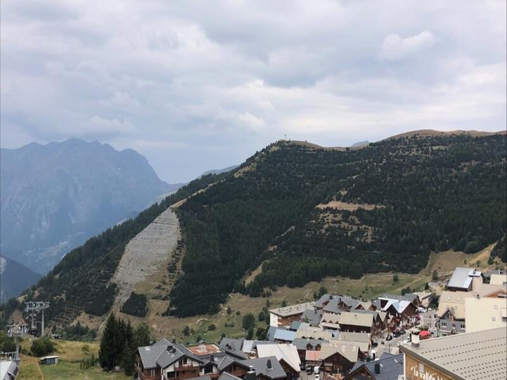Zonnig appartement op 500m van de piste met panoramisch uitzicht - foto 28