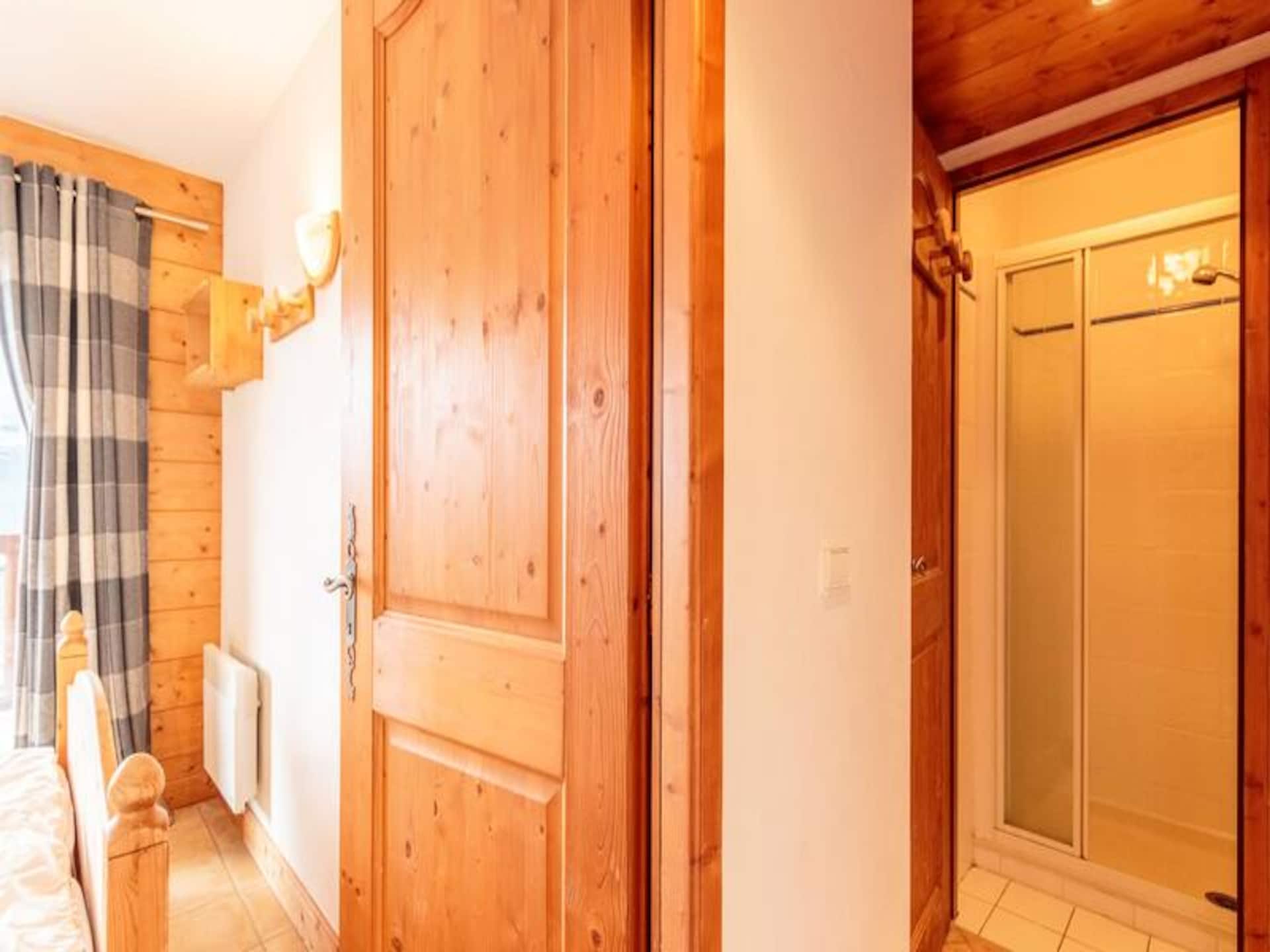 Ski-in/ski-out appartement Bourg St Maurice met Mont Blanc uitzicht en zwembad - foto 12