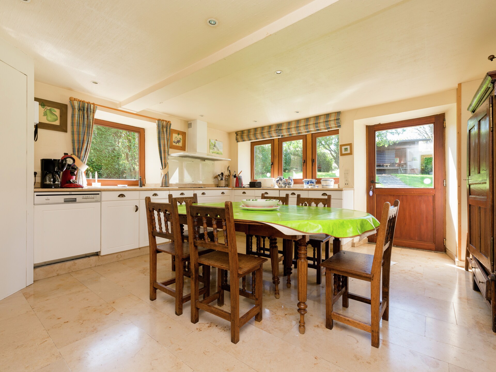 10-persoons villa in Warizy met sauna, open haard en tuin - foto 11