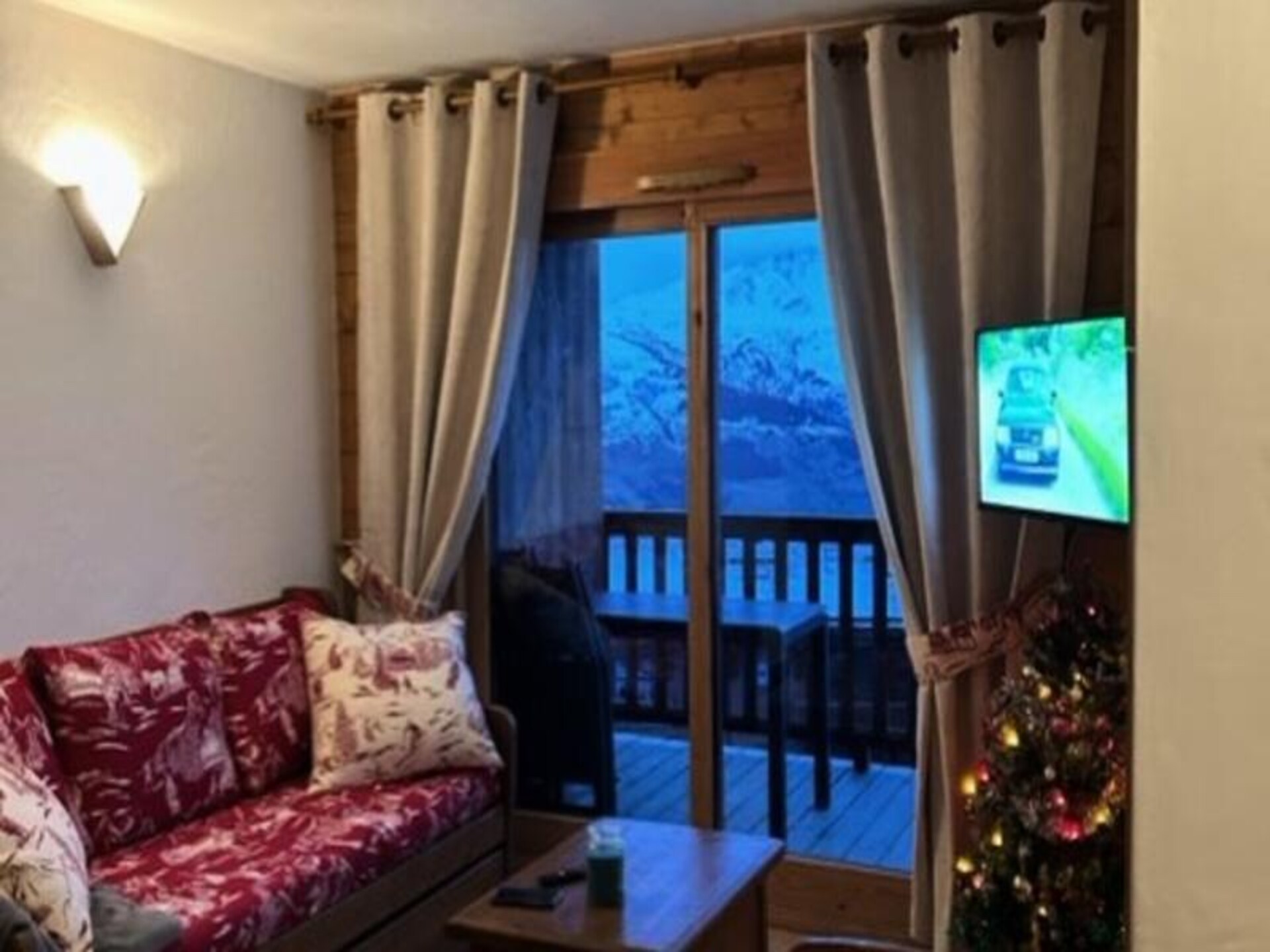 Appartement 6 pers. aan de piste in Bourg Saint Maurice met zwembad - foto 2