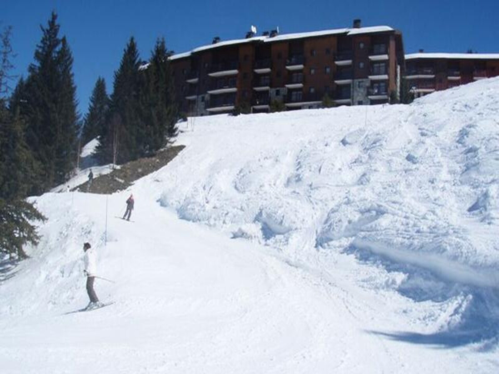 Knus ski-in, ski-out appartement op 50m van de lift in Bourg St Maurice - foto 4