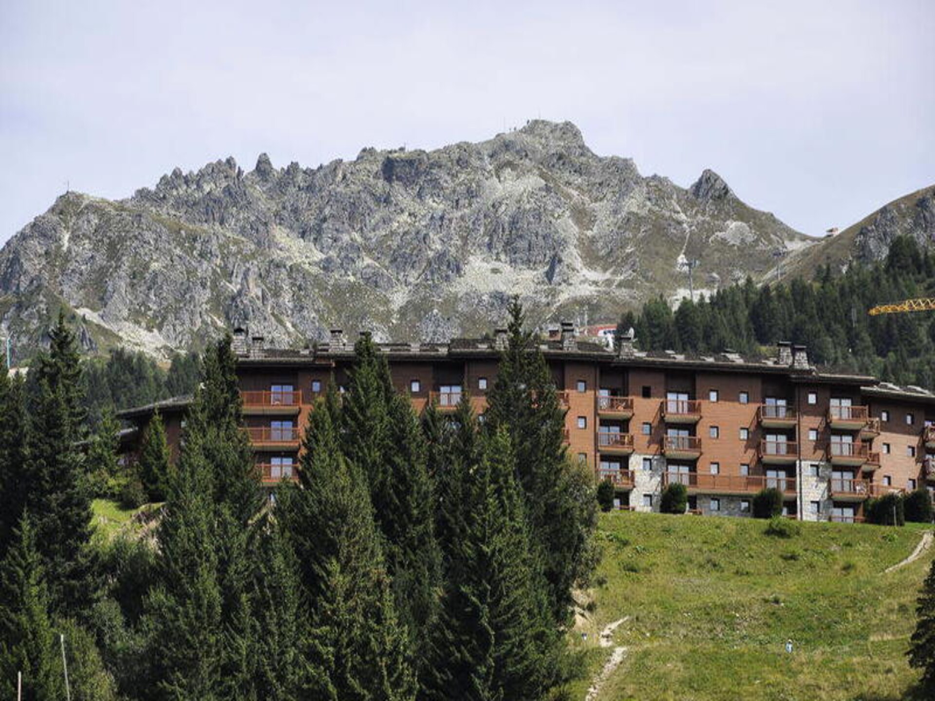 Knus ski-in, ski-out appartement op 50m van de lift in Bourg St Maurice - foto 5