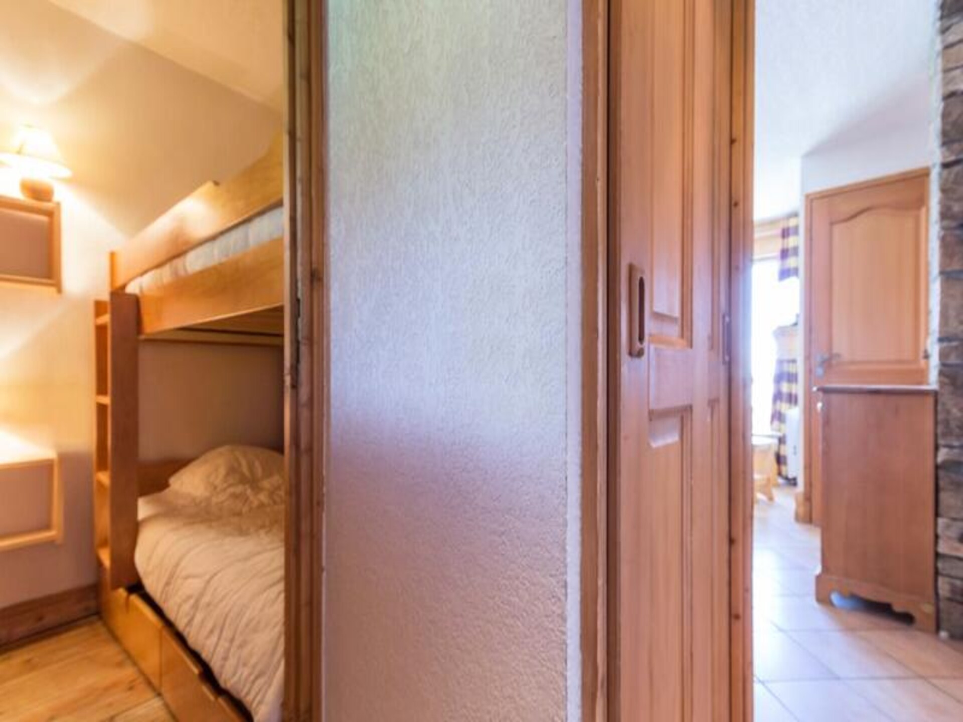 Knus ski-in, ski-out appartement op 50m van de lift in Bourg St Maurice - foto 15