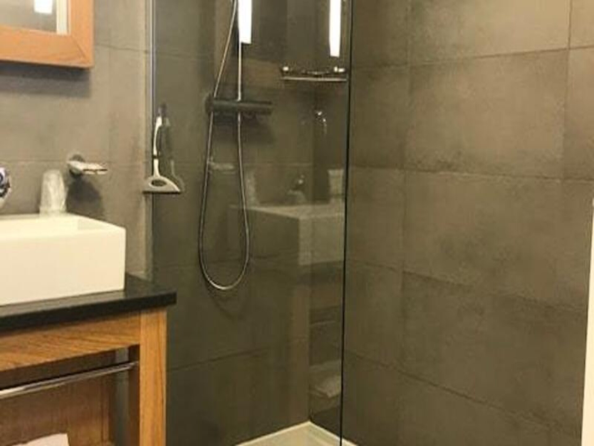 Luxe ski-in/ski-out appartement met zwembad en sauna in Bourg Saint Maurice - foto 10