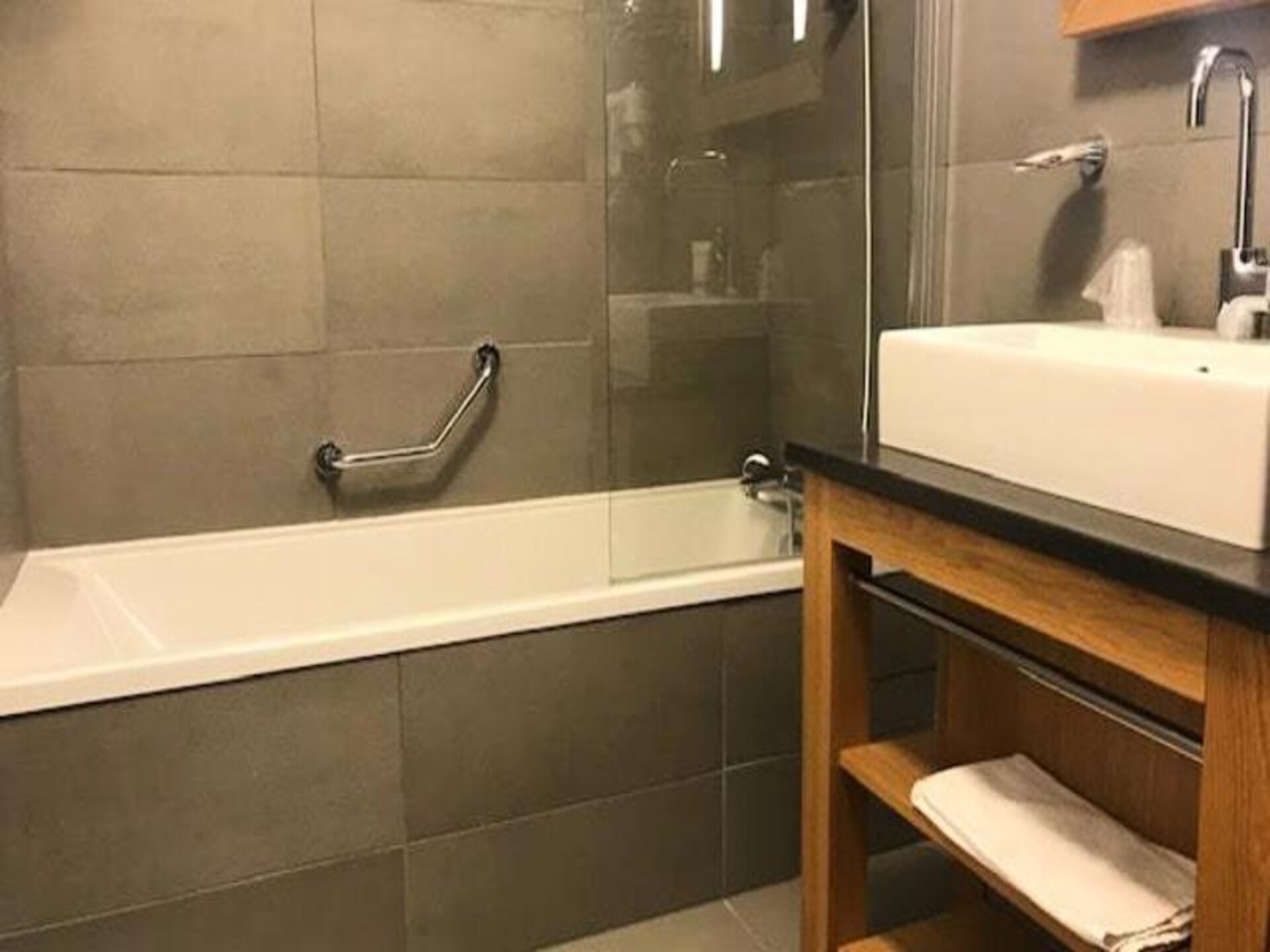 Luxe ski-in/ski-out appartement met zwembad en sauna in Bourg Saint Maurice - foto 13
