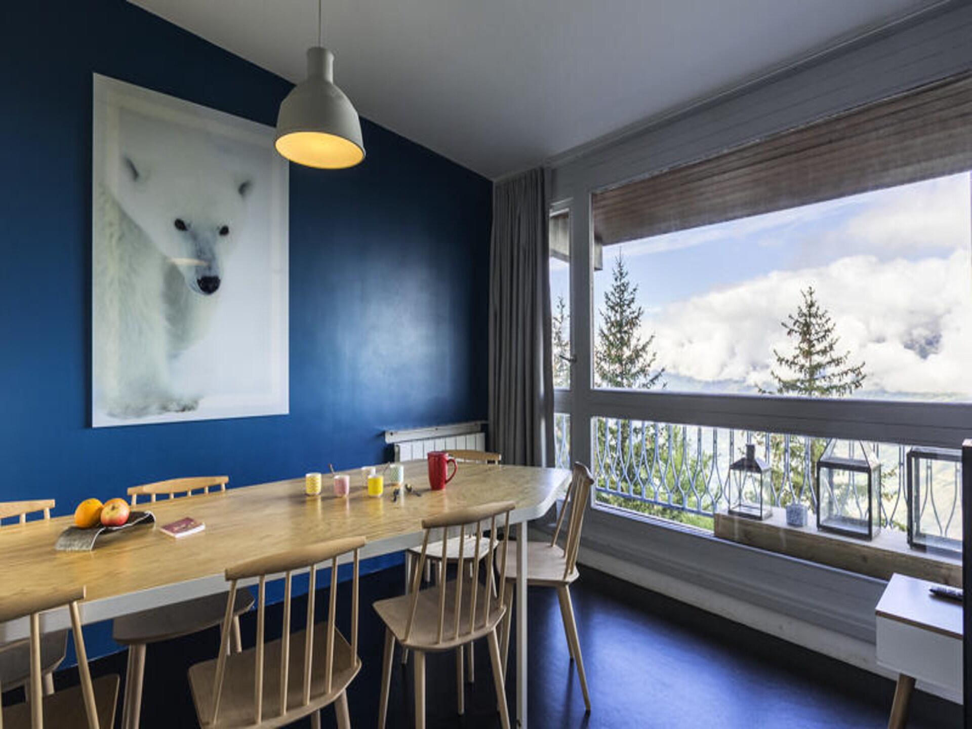 Zonnig appartement op de 8e verdieping met balkon en uitzicht op de Alpen - foto 6