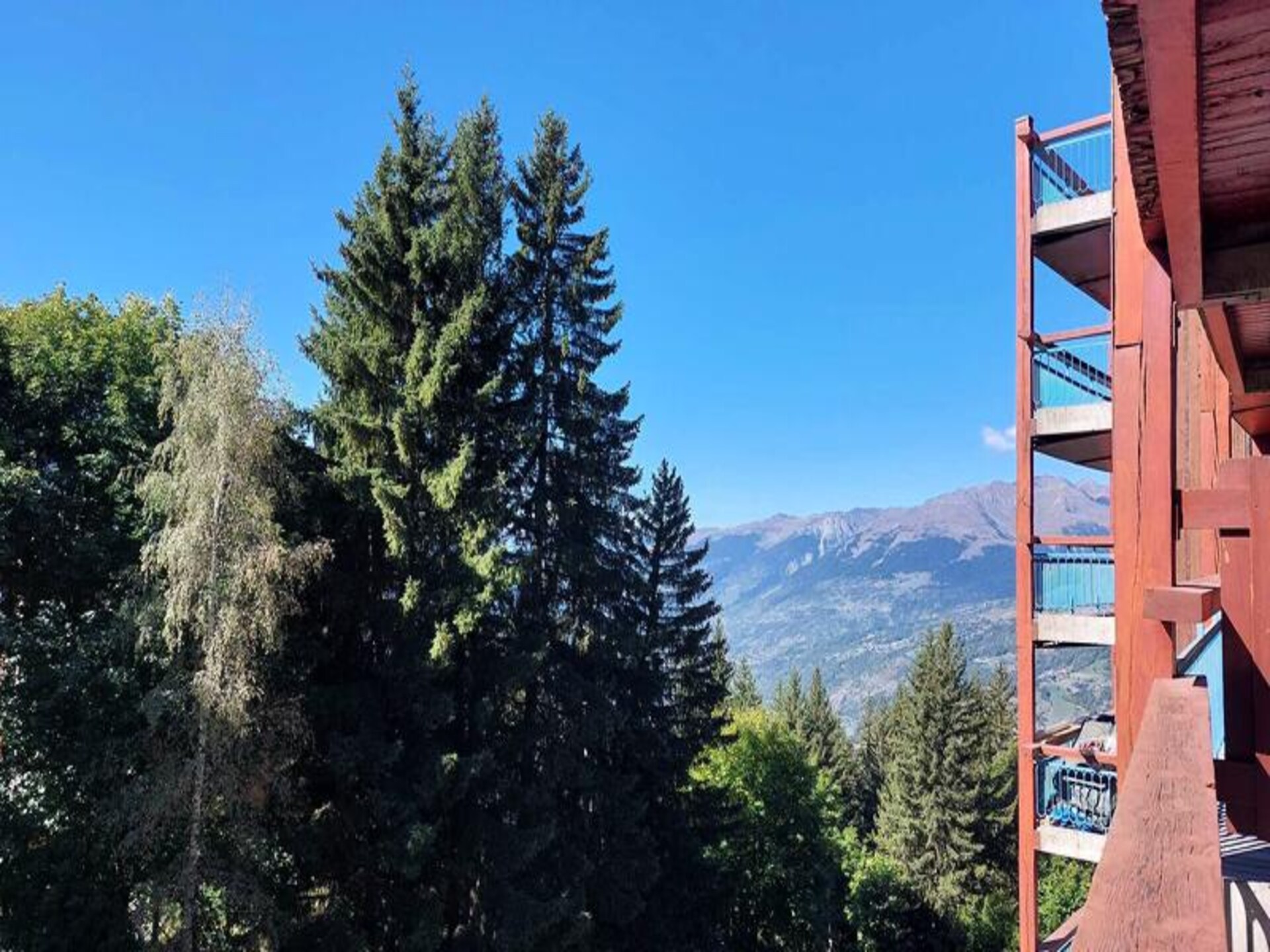 Appartement Nova Residence op de 10e verdieping met panoramisch uitzicht op de bergen - foto 13