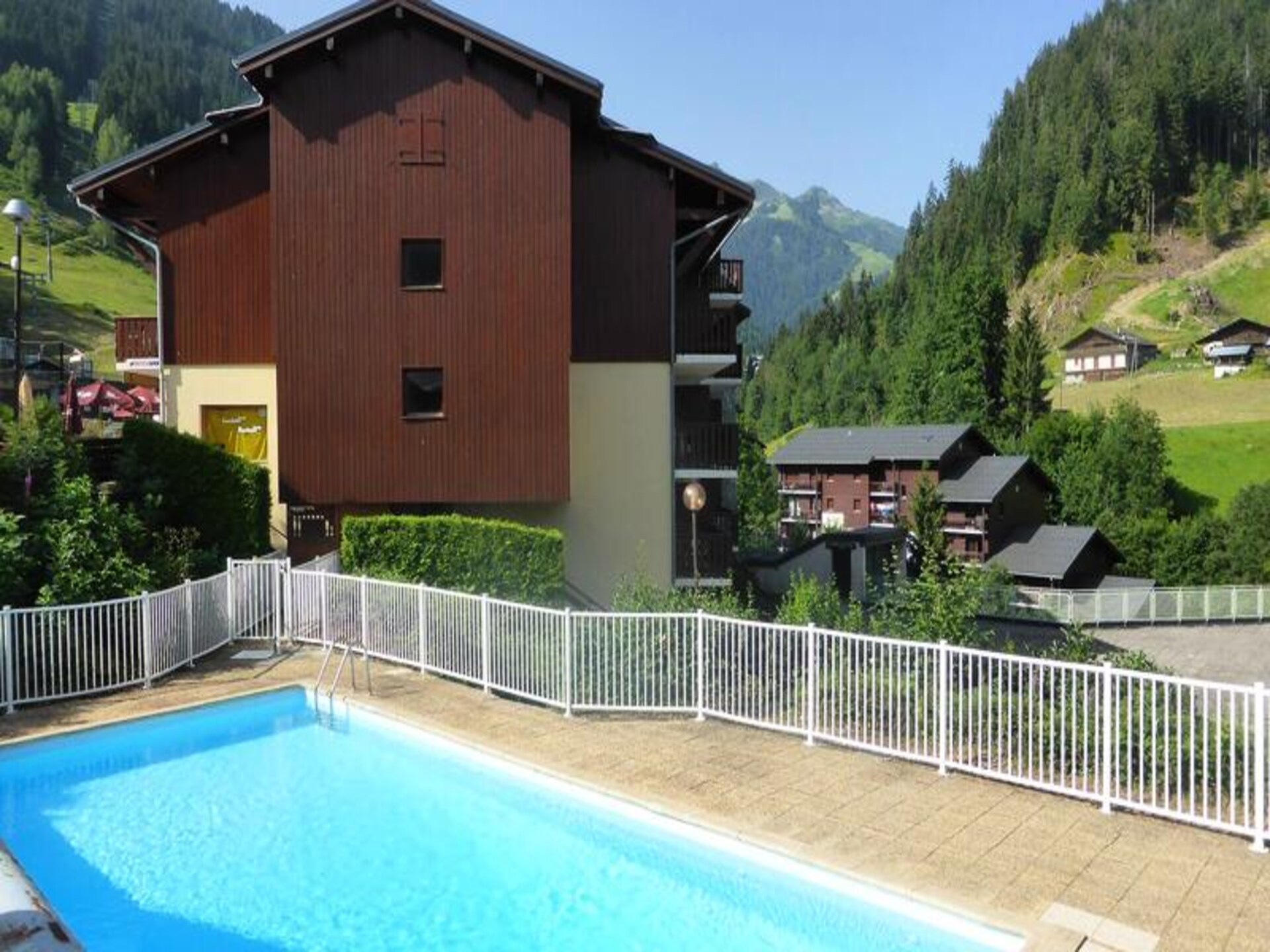Appartement 6 pers. in Beaufort, 50m van skipistes met zwembad - foto 2