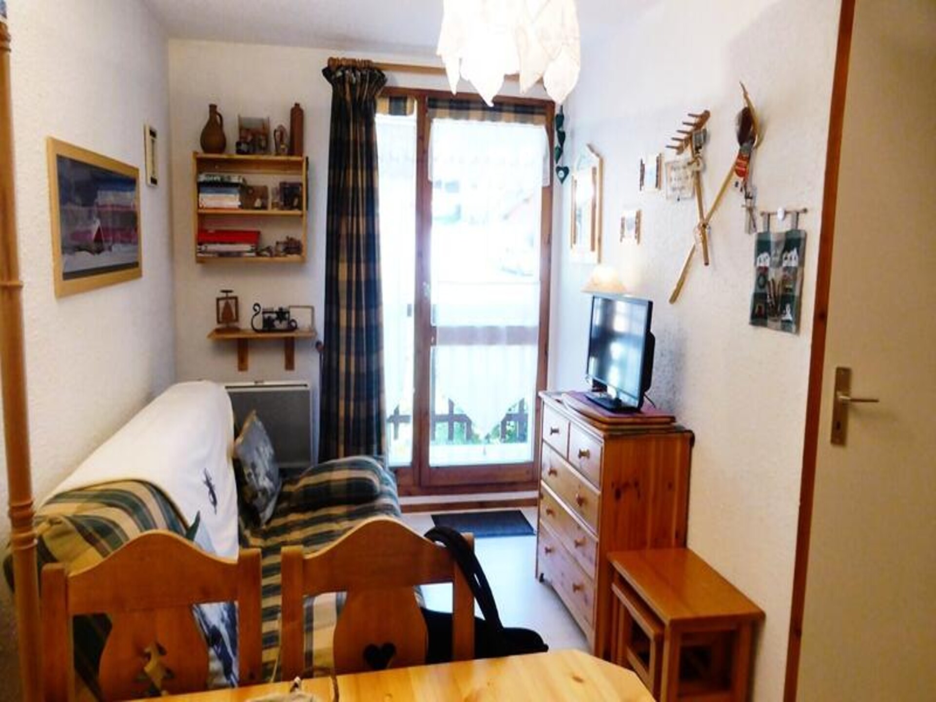 Knus appartement op 2e verdieping met balkon en zwembad in Beaufort - foto 6